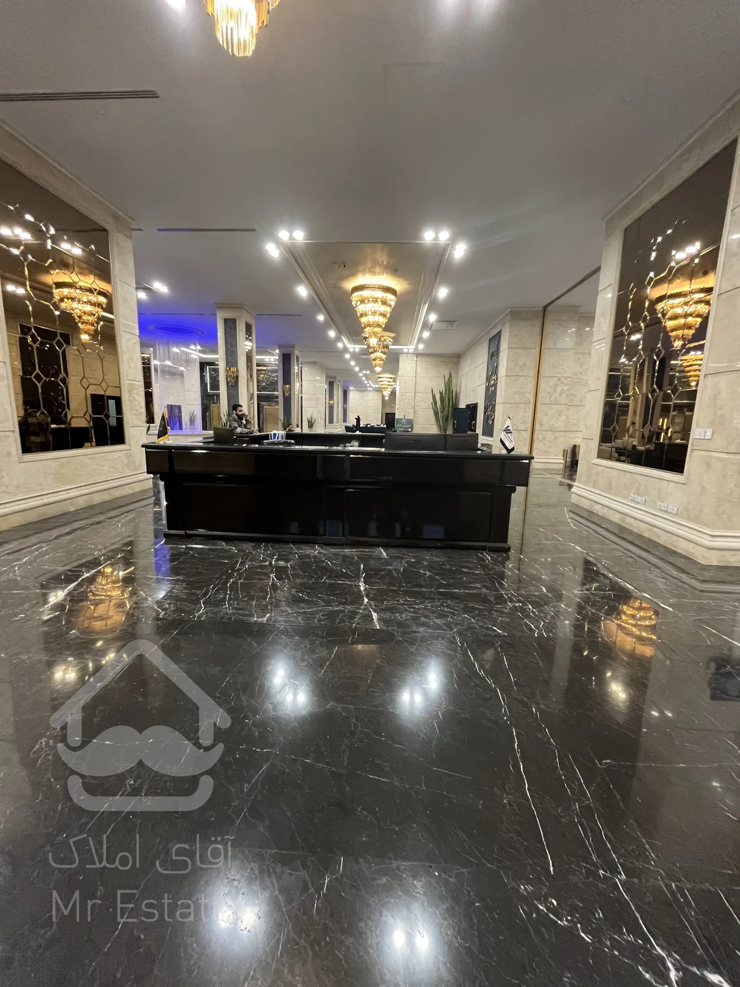 رونیکا پالاس پارک اداری غروی /اولین پارک اداری در تهران /شیک ومجلل