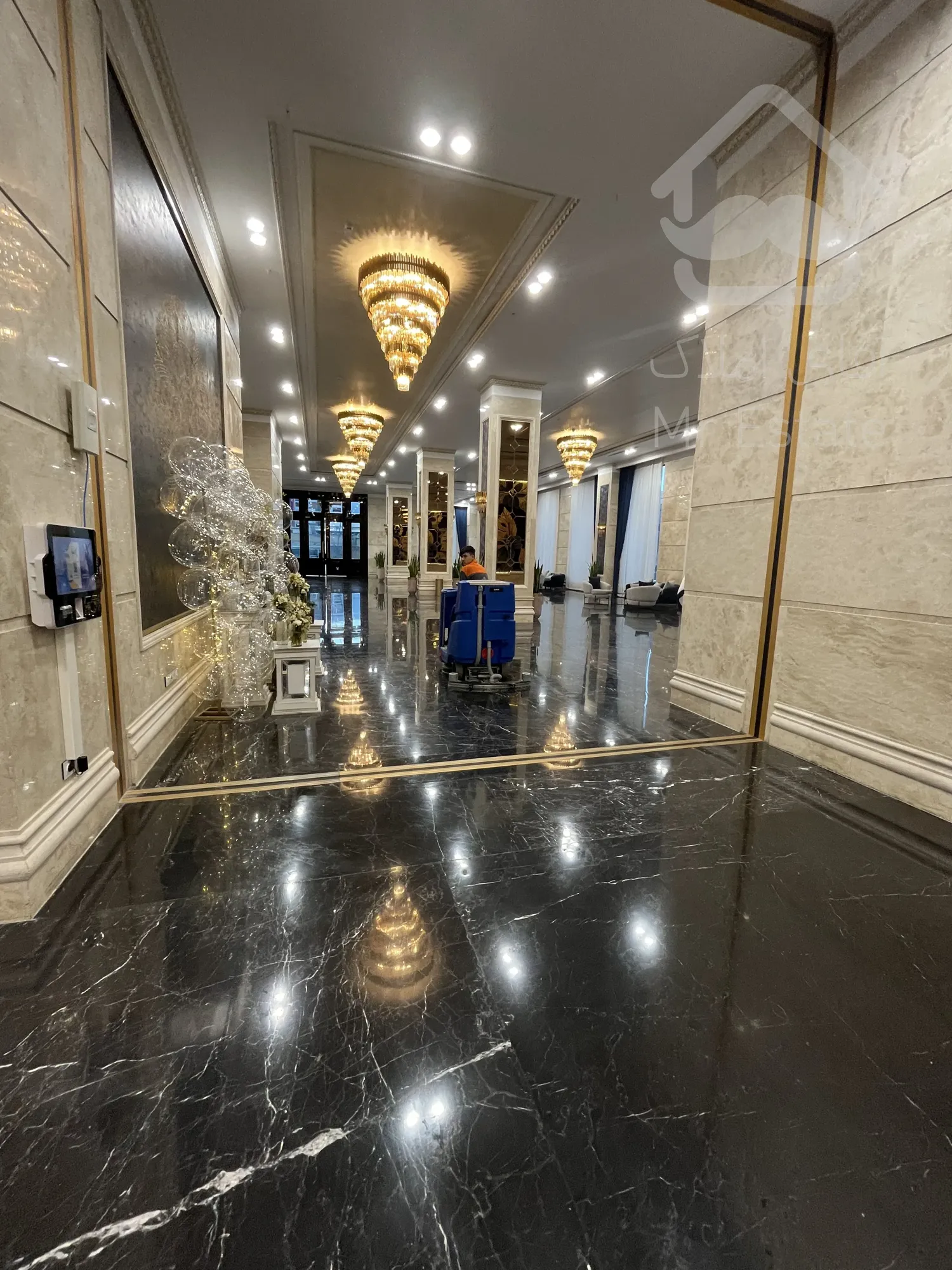 پیش فروش مغازه 18 متری با شرایط پرداخت ویژه در میرزابابایی