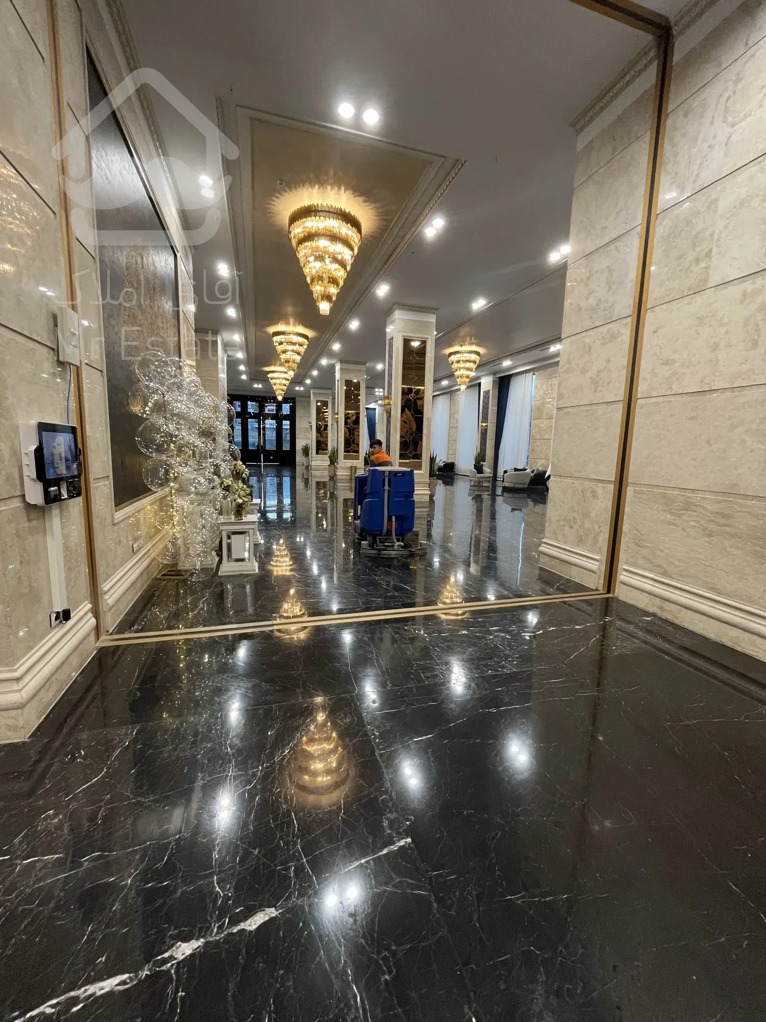 پیش فروش مغازه طلافروشی 44متری با شرایط ویژه پرداخت در مدرنتنرین پروژه تجاری اداری غرب تهران