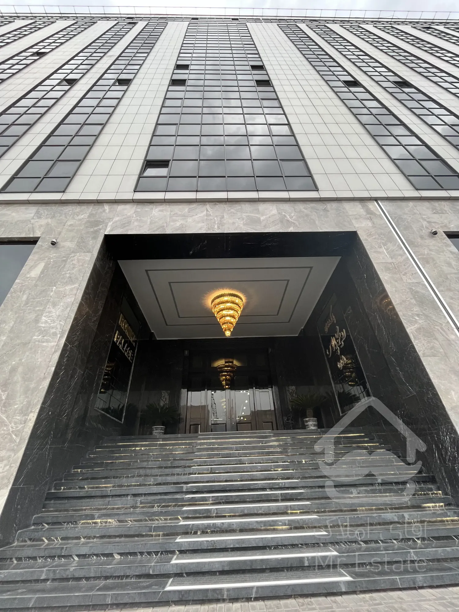 رونیکا پالاس پارک اداری غروی /مجلل و بینظیر