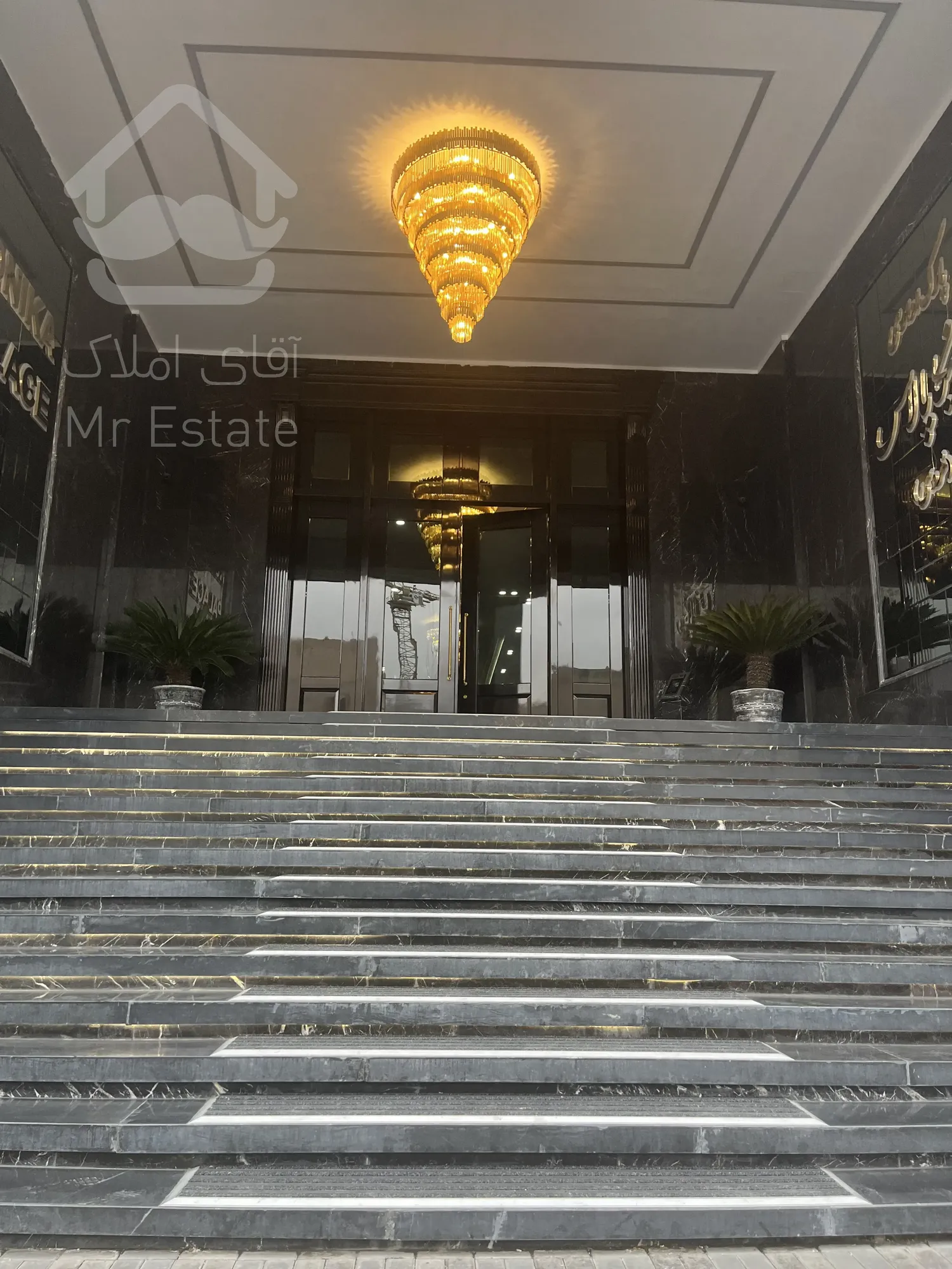 69 متر اداری در رونیکا پالاس اداری غروی پونک