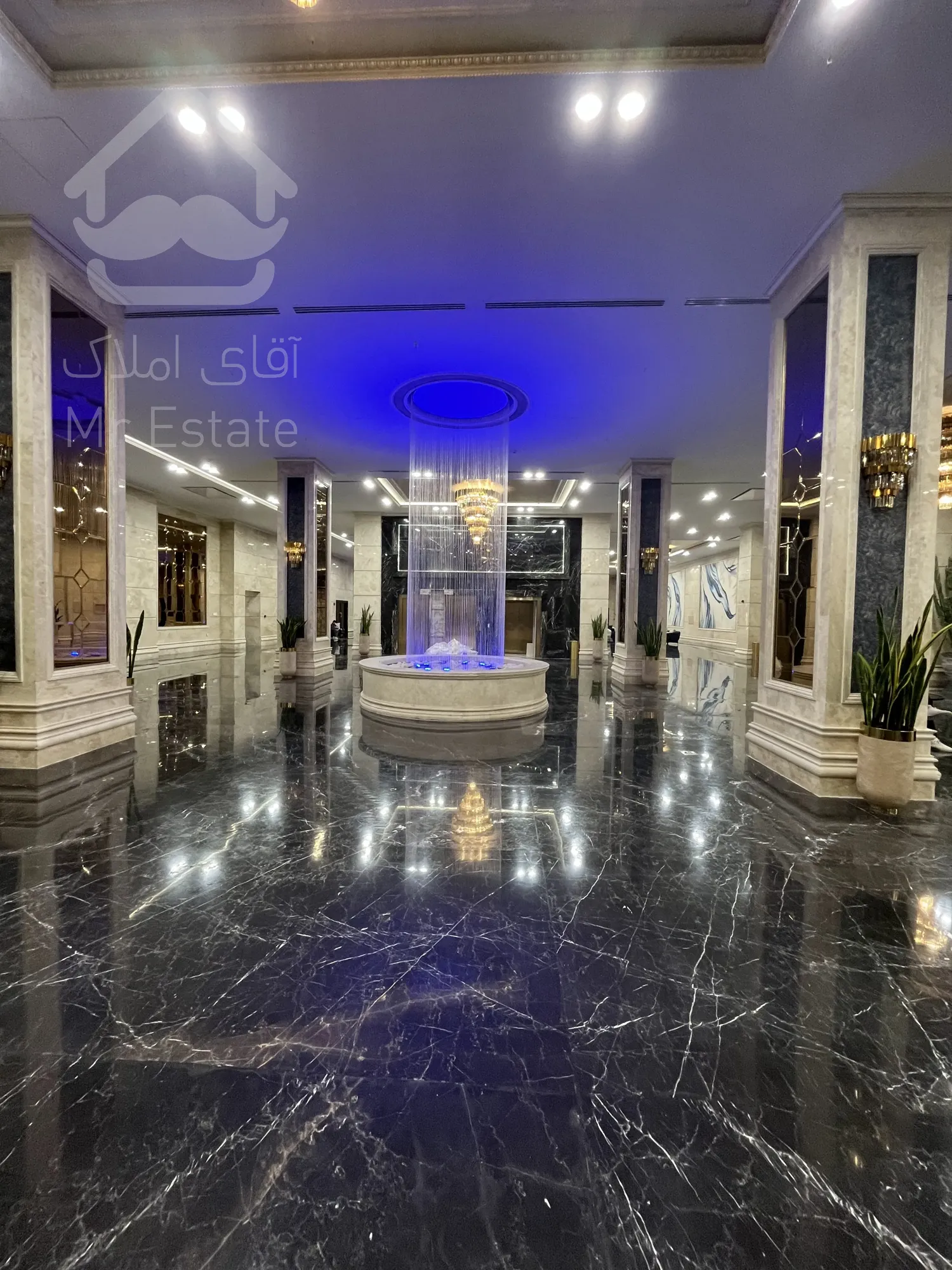 پیش فروش مغازه 33 متری با بهترین پاخور در تاپ لوکیشن منطقه