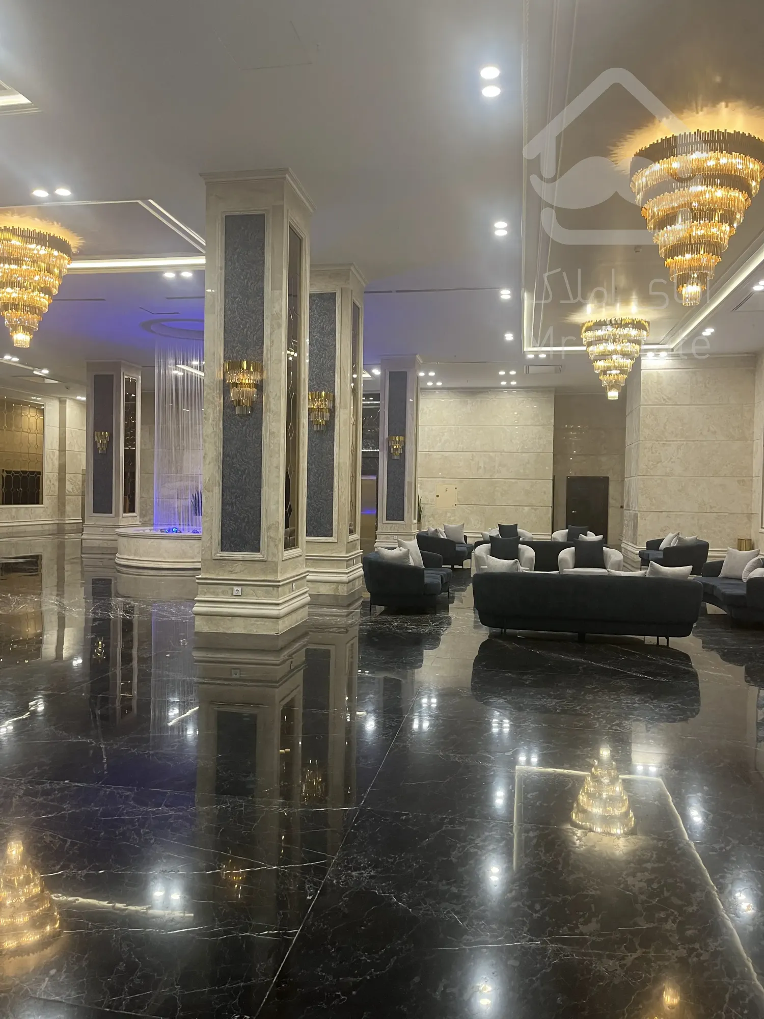 فروش واحد اداری لوکس با دسترسی عالی /رونیکا پالاس غروی