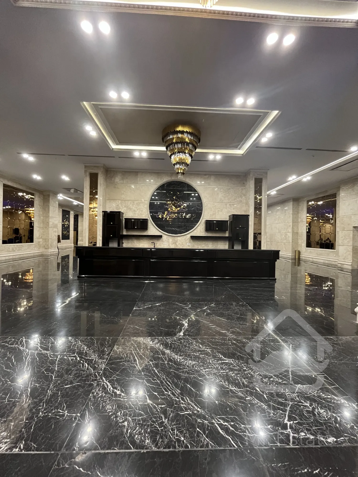 فروش واحد 219متر فلت درپارک اداری غروی