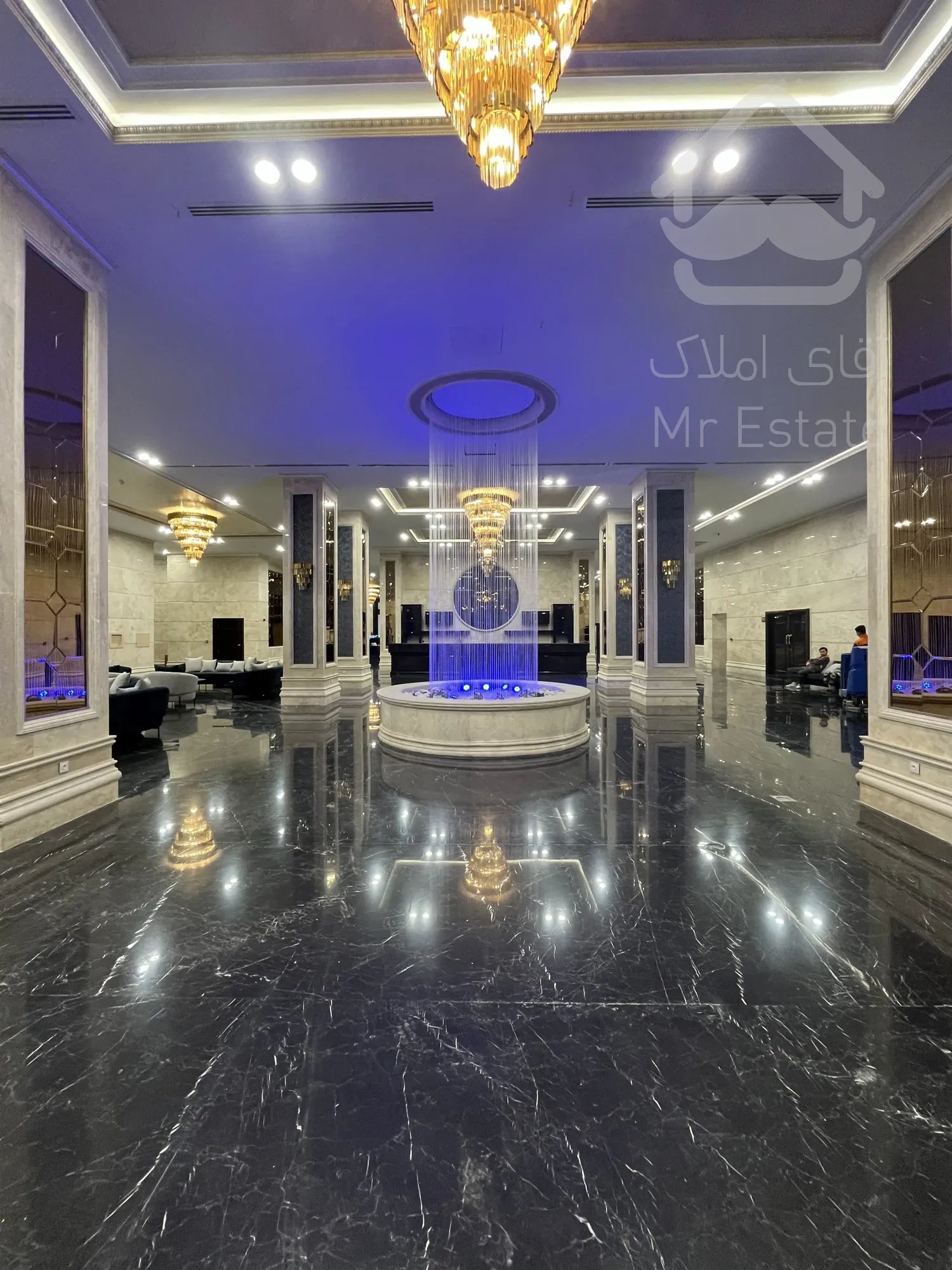 فروش واحداداری 84 متری در پارک اداری رونیکاپالاس