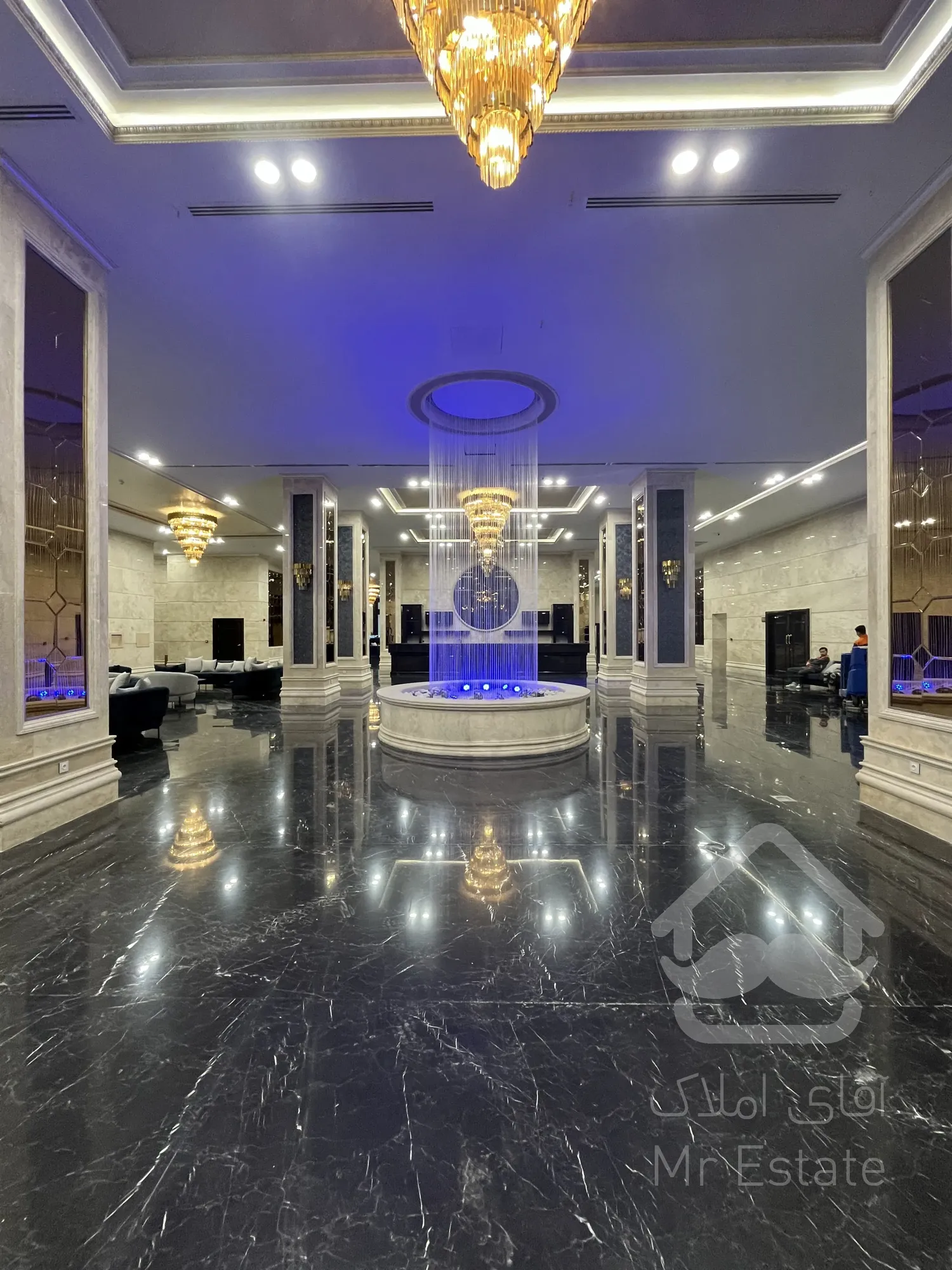 168متر واحد اداری ، سند تماما اداری ، شرایط پرداخت 6 ماهه