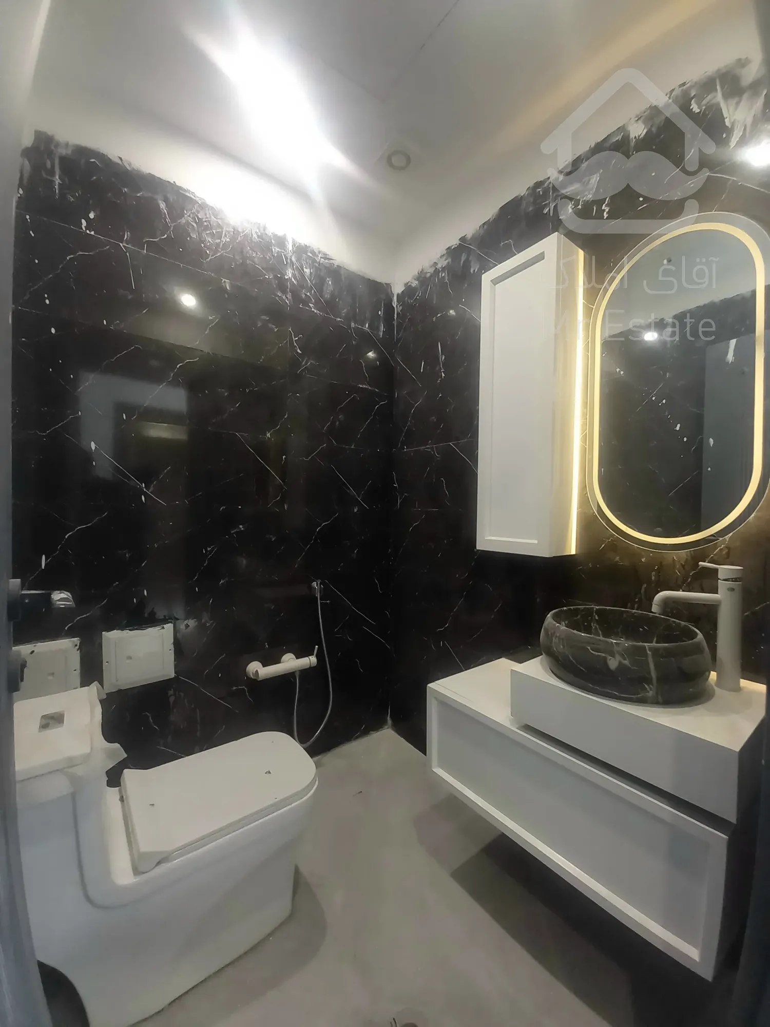 فروش واحد 69 متر اداری رونیکاپالاس در پونک