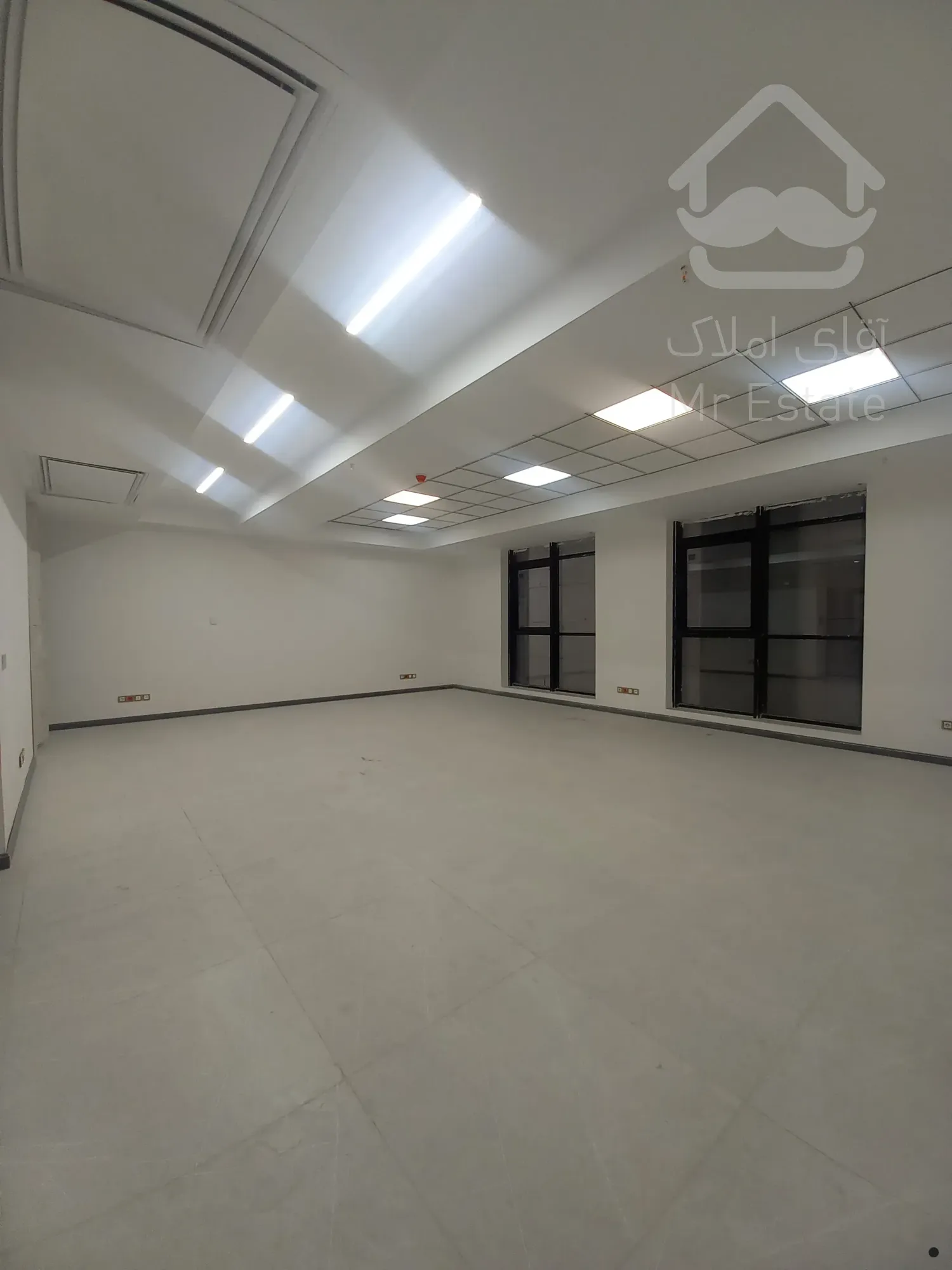 فروش آپارتمان اداری مدرن 81 متری در منطقه پونک