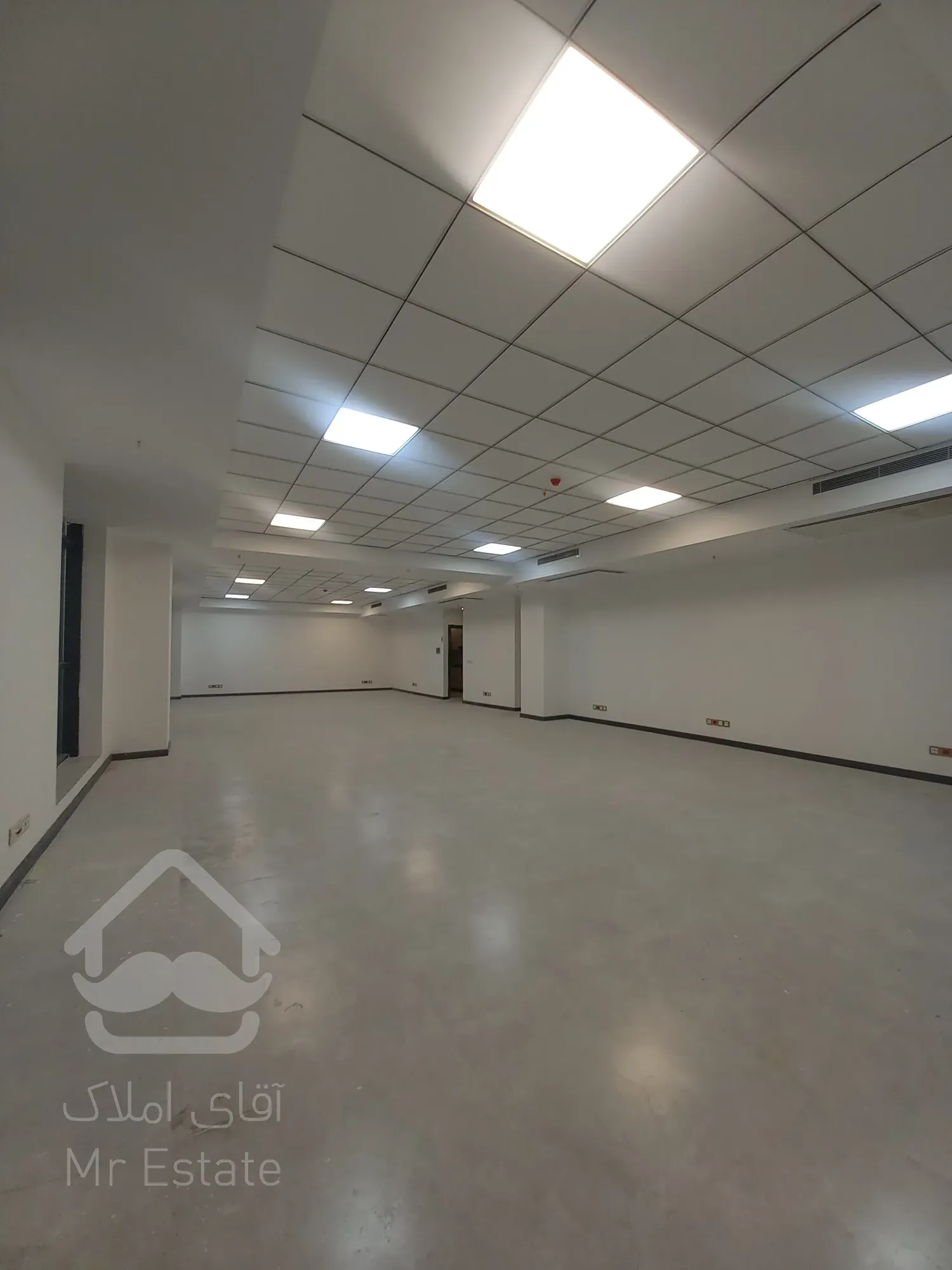 فروش واحد81متری اداری/سند اداری/فول امکانات/پارکینگ/اقساط