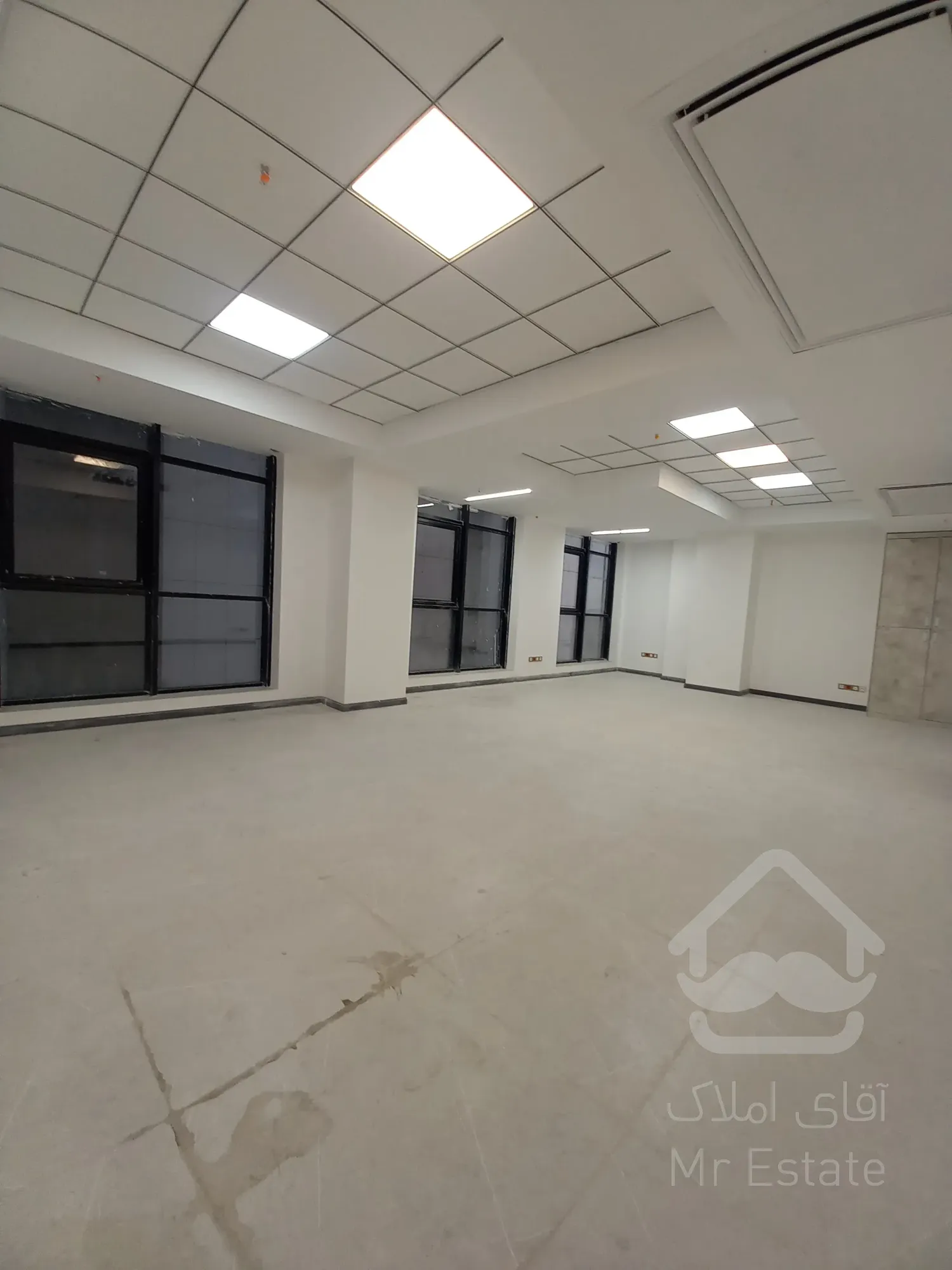 فروش واحد 196متر رونیکاپالاس غروی در پونک