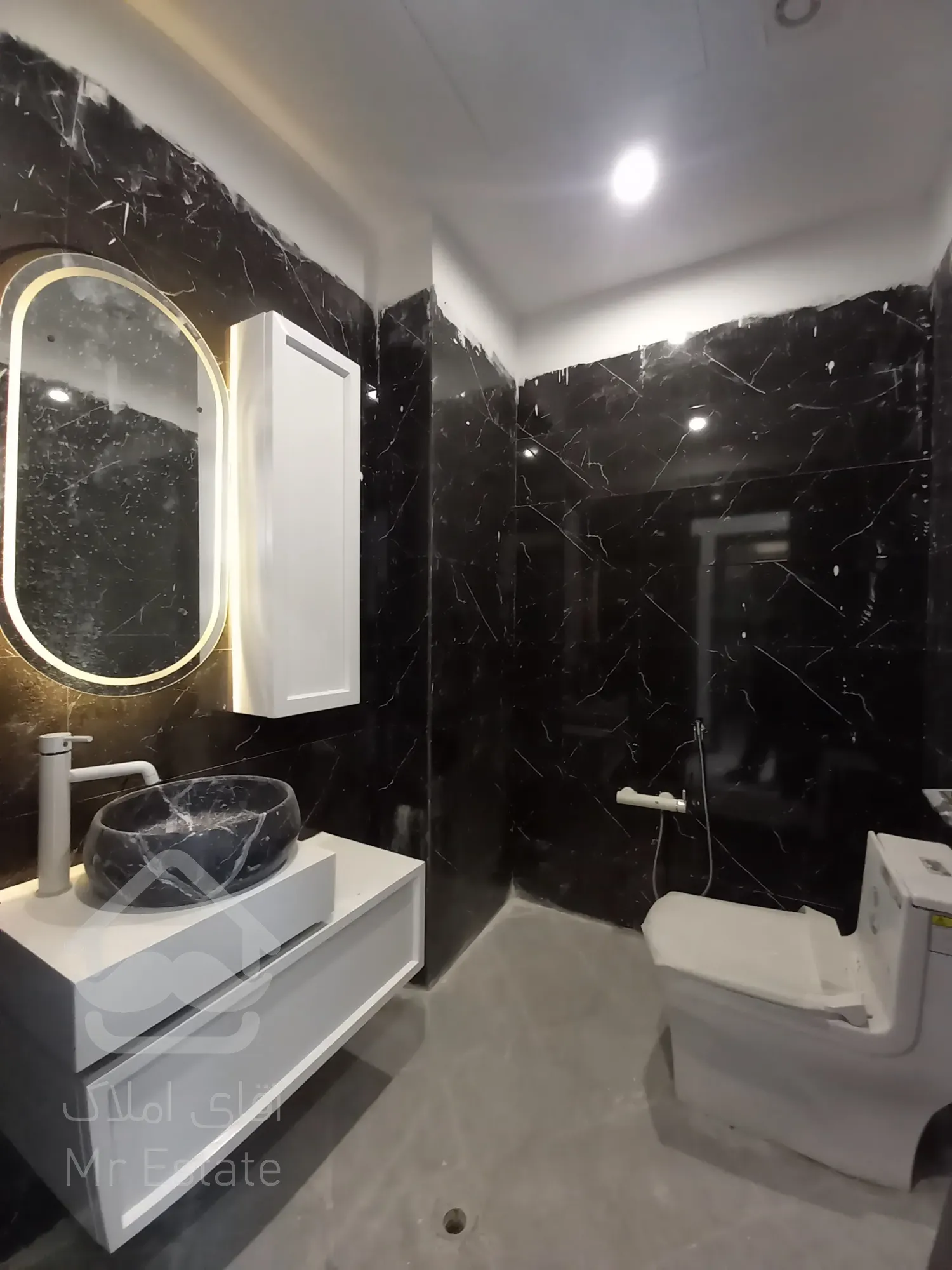 فروش واحد 196متر رونیکاپالاس غروی در پونک