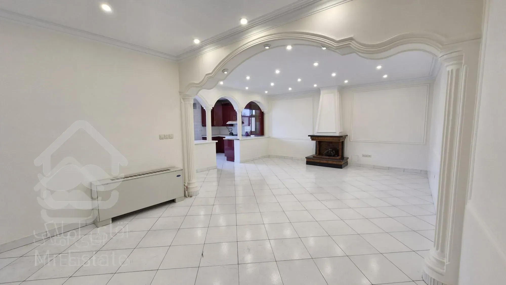 ۱۲۰متر/۲پارکینگ/ ویو بدون مشرف/تاپ لوکیشن