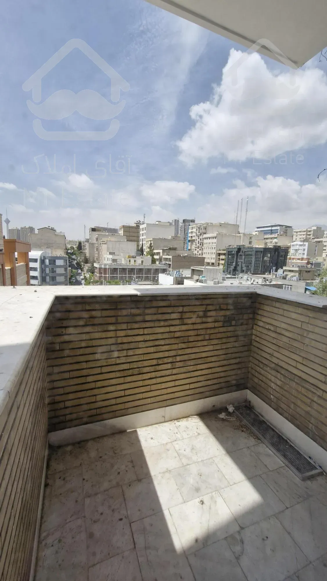 ۱۲۰متر/۲پارکینگ/ ویو بدون مشرف/تاپ لوکیشن