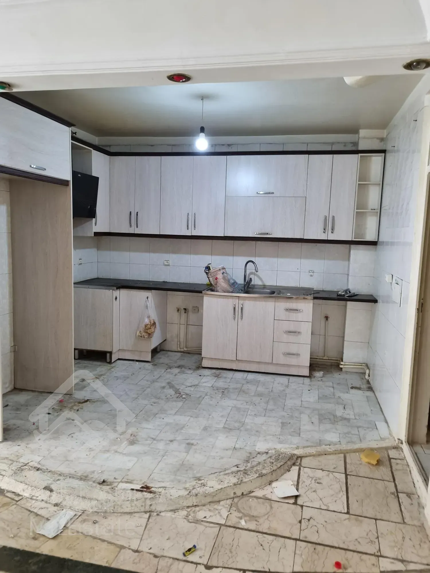 ۸۳ متر ۲ خواب شخصی ساز شهرک گلستلن