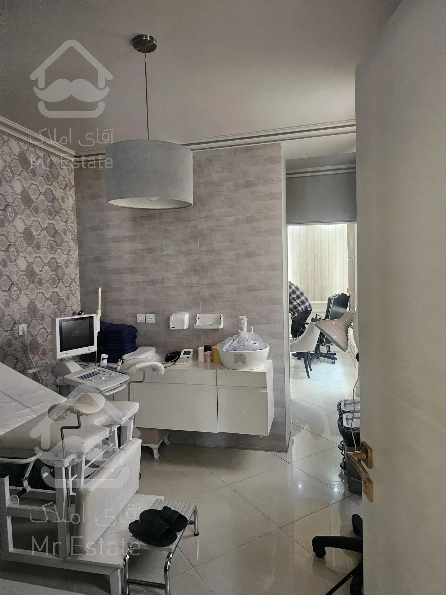 ۸۶ متر ساختمان پزشکی اداری /براصلی