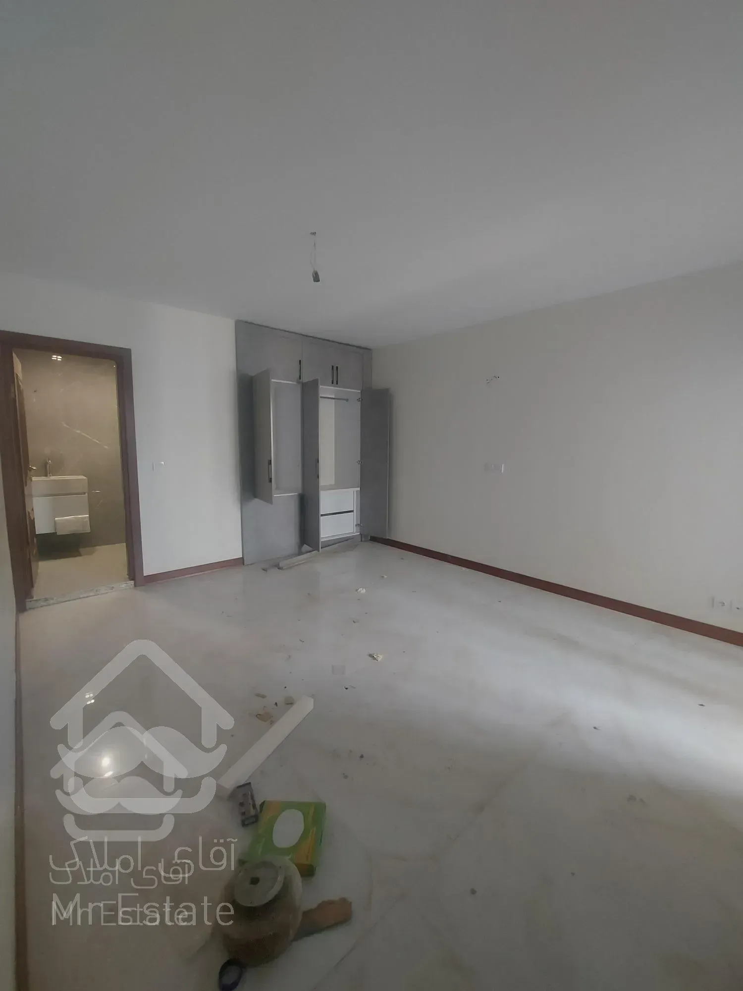 اجاره واحد ۱۴۳متر ویو عالی طبقات بالا