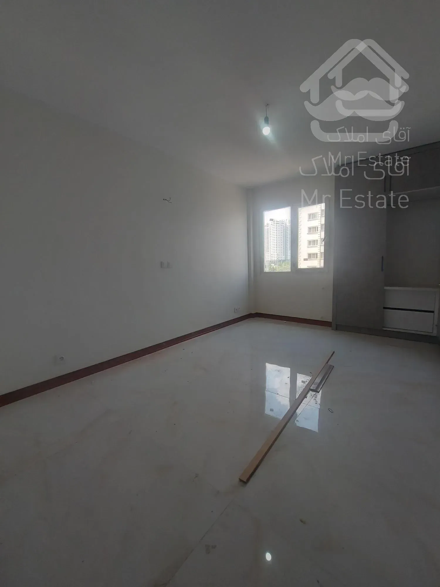 اجاره واحد ۱۴۳متر ویو عالی طبقات بالا