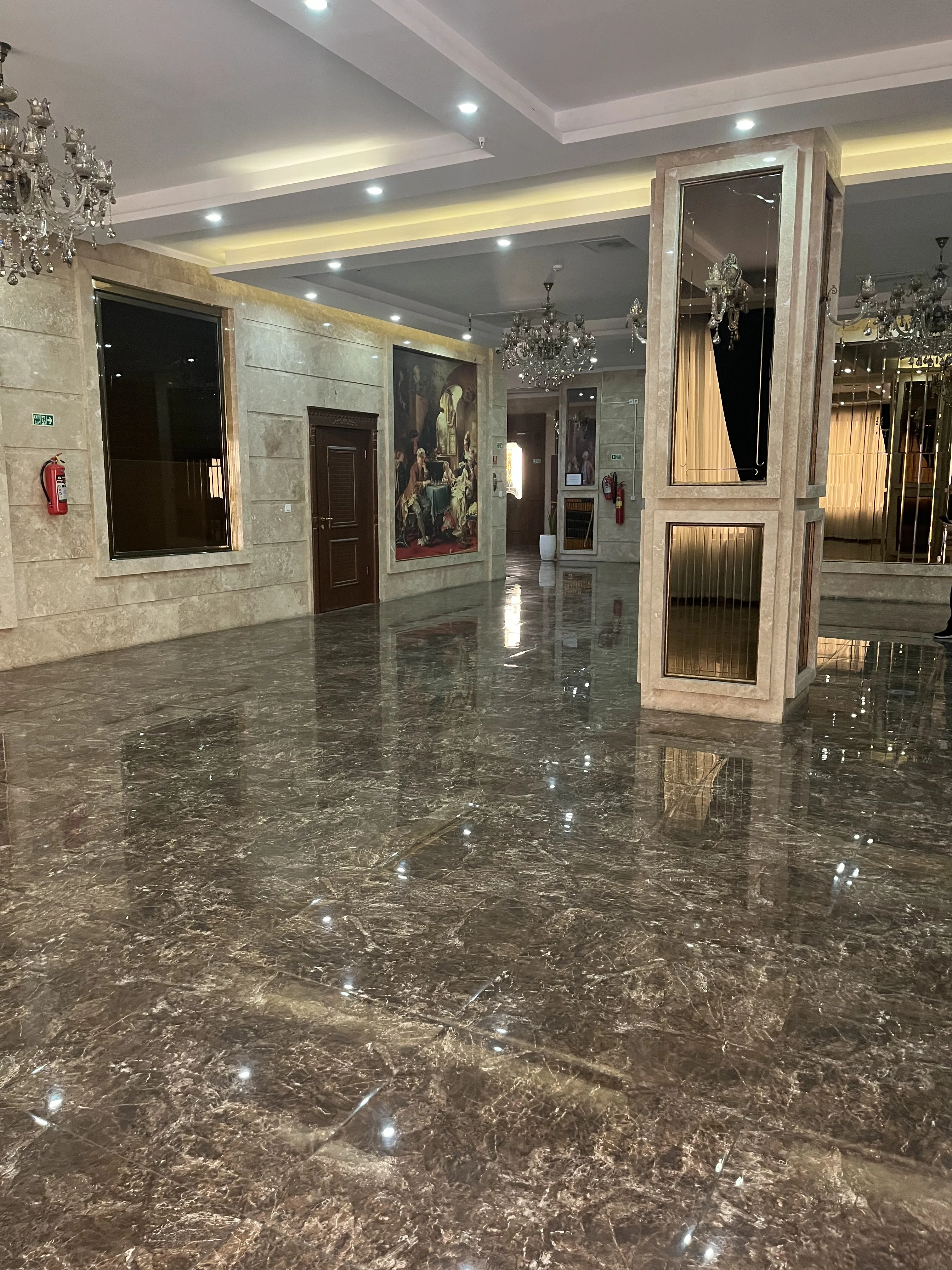 فروش واحد 111 متر رونیکاپالاس کوهک درچیتگرشمالی