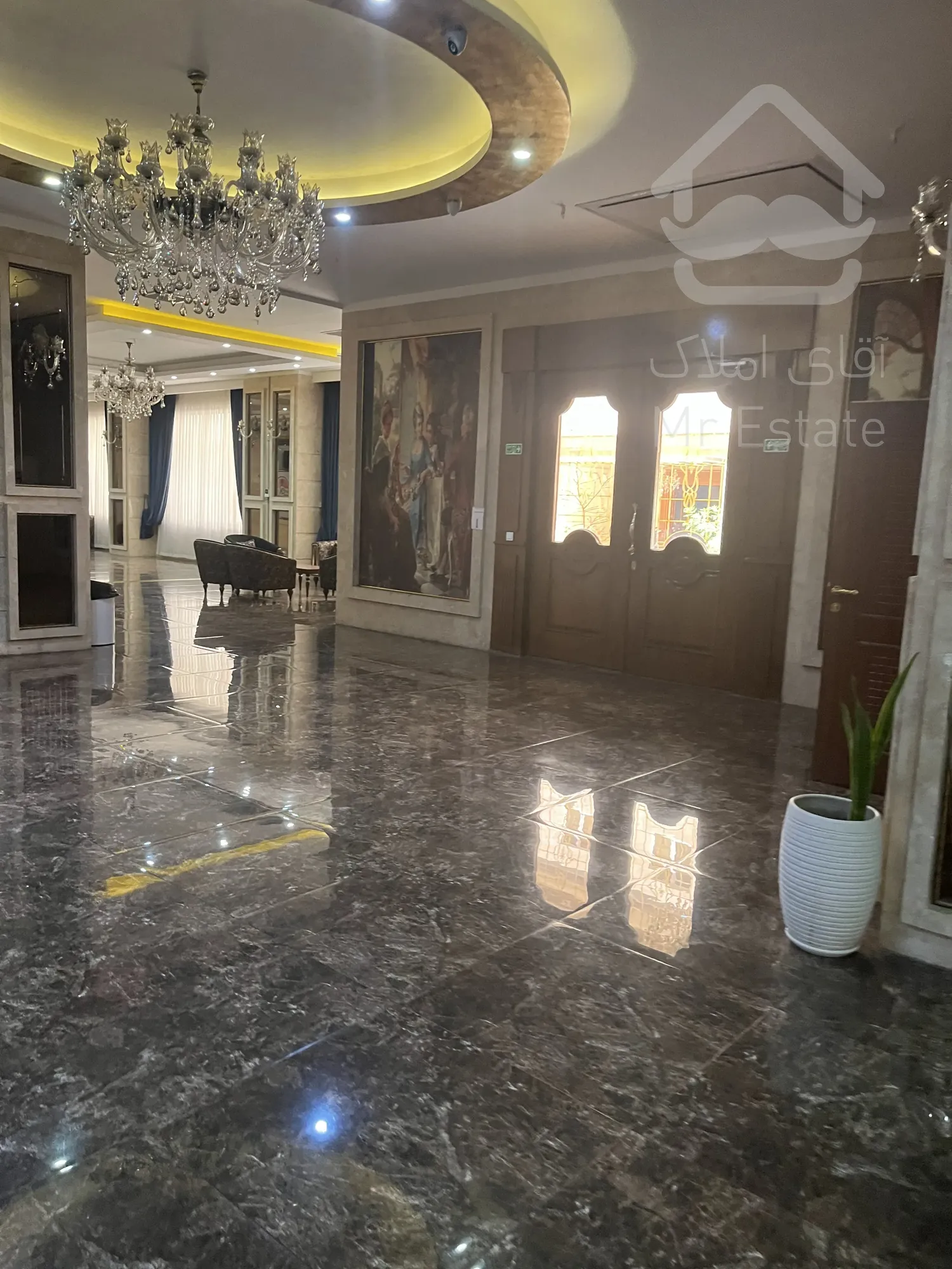 پیش فروش آپارتمان 117 متری مدرن دو خواب در شهرک لاله