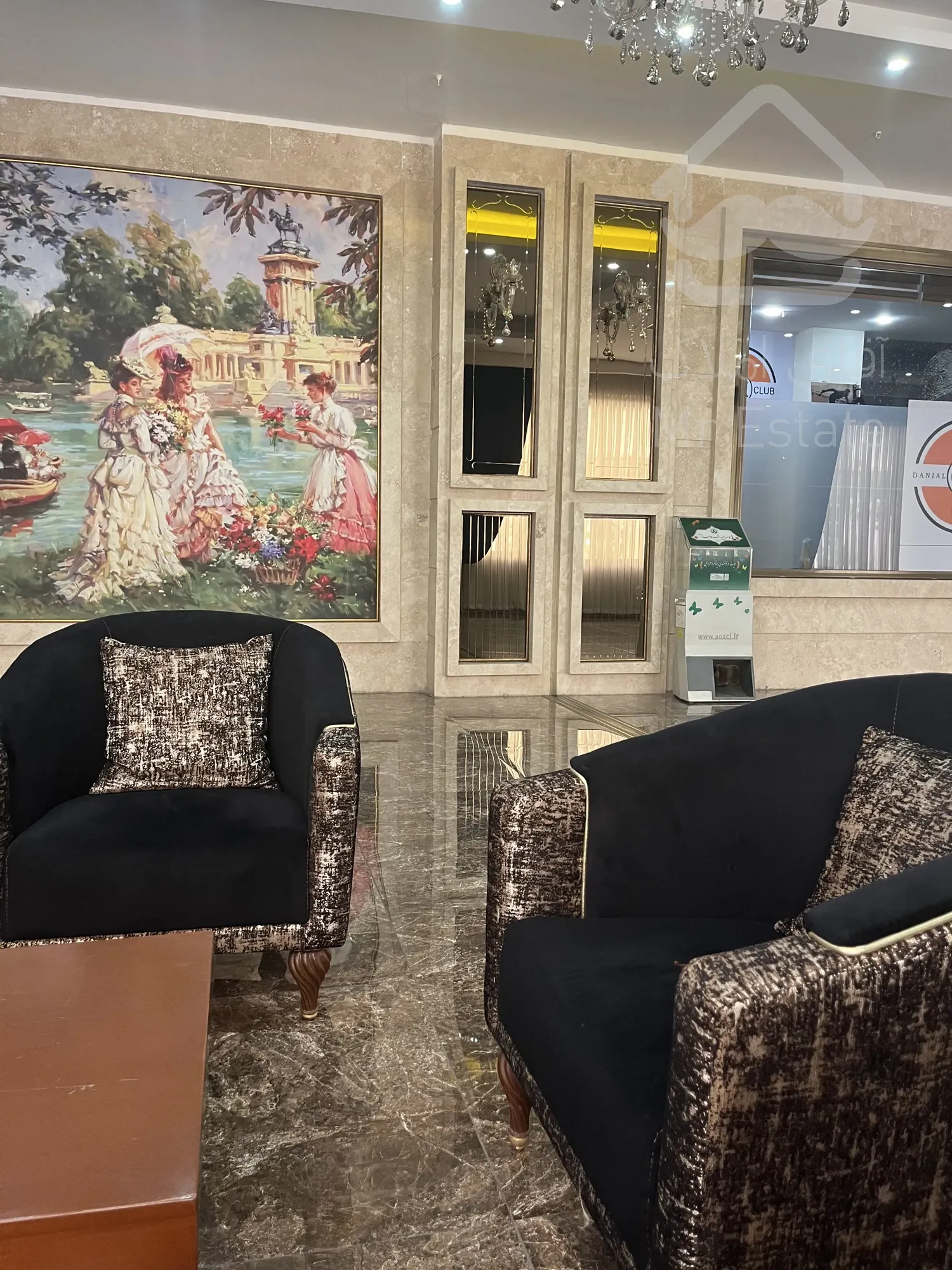 فروش آپارتمان 108 متری فول هتلینگ دو خواب در بلوار کوهک