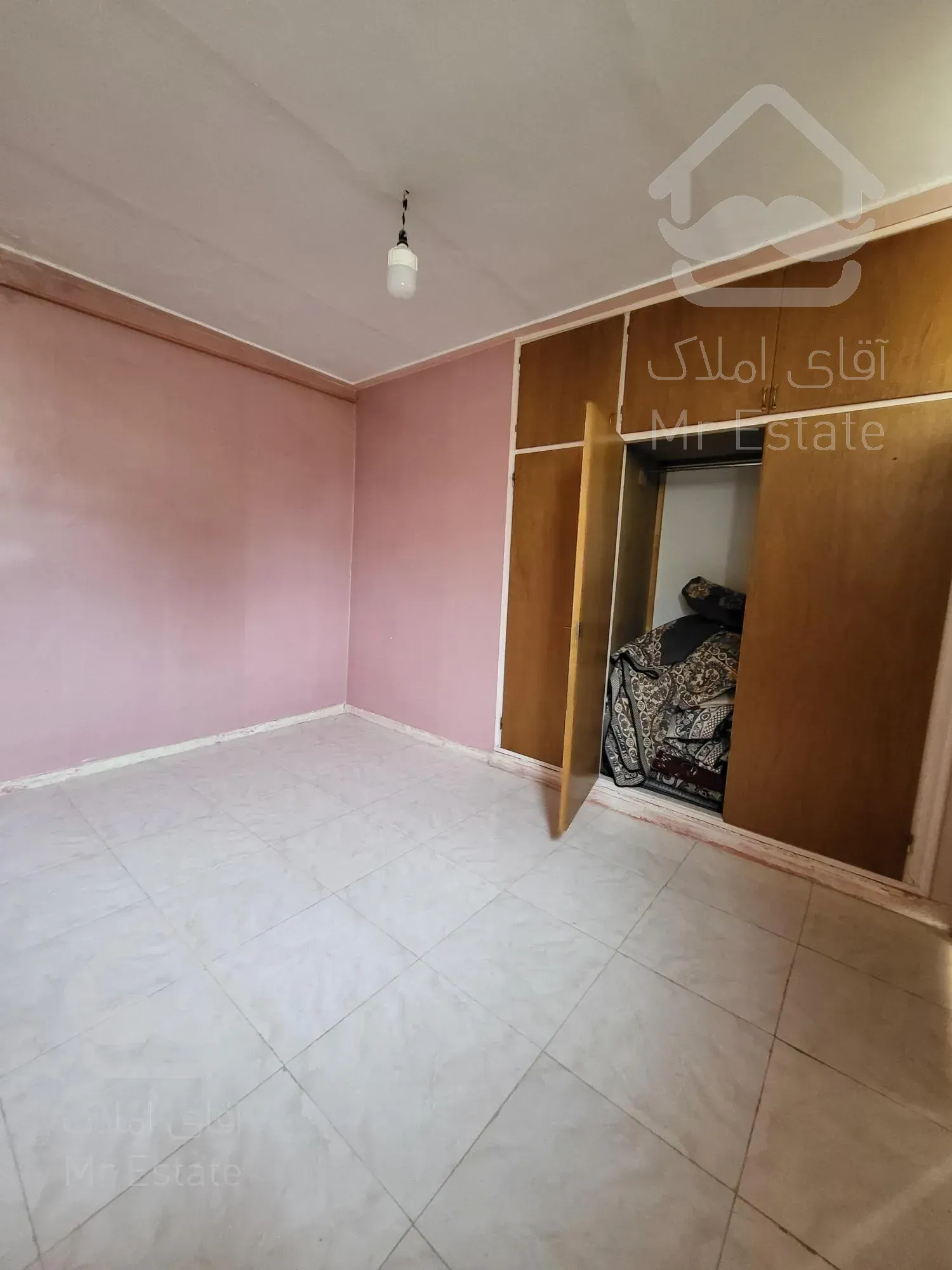 ویلایی شیک 160 متری درب حیاط محدوده ظریف بلوار فدک هرمزگان