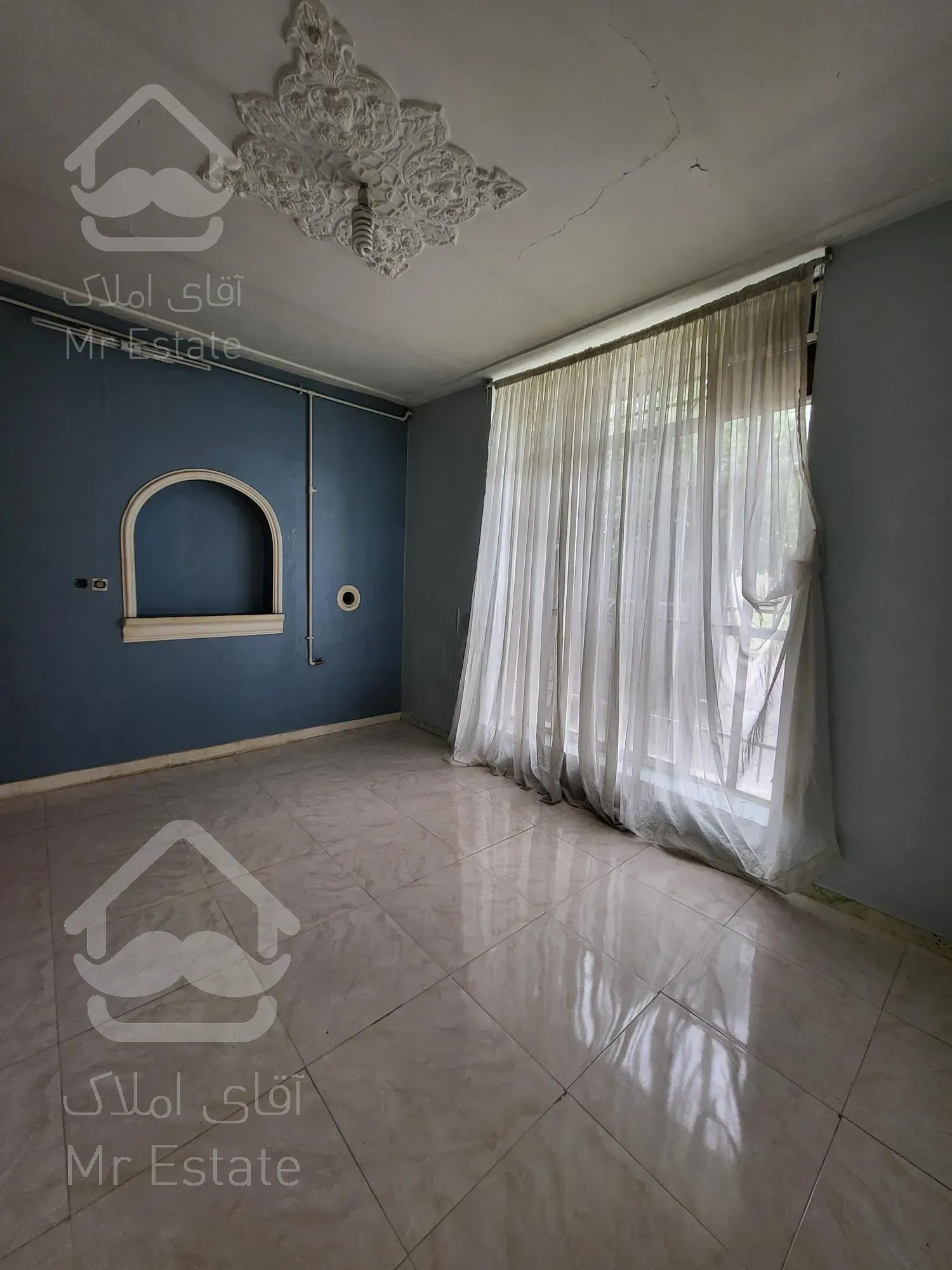 ویلایی شیک 160 متری درب حیاط محدوده ظریف بلوار فدک هرمزگان