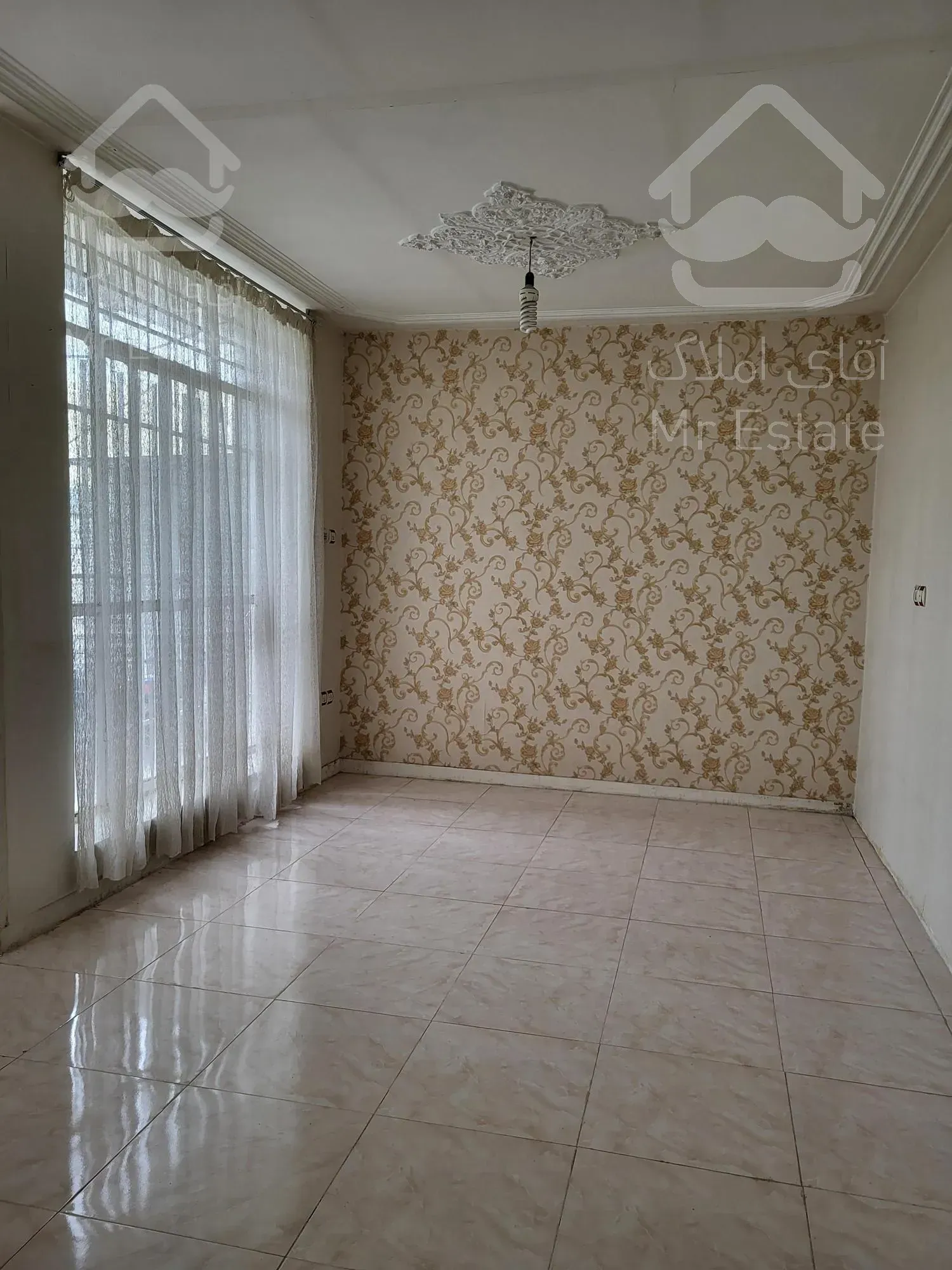 ویلایی شیک 160 متری درب حیاط محدوده ظریف بلوار فدک هرمزگان