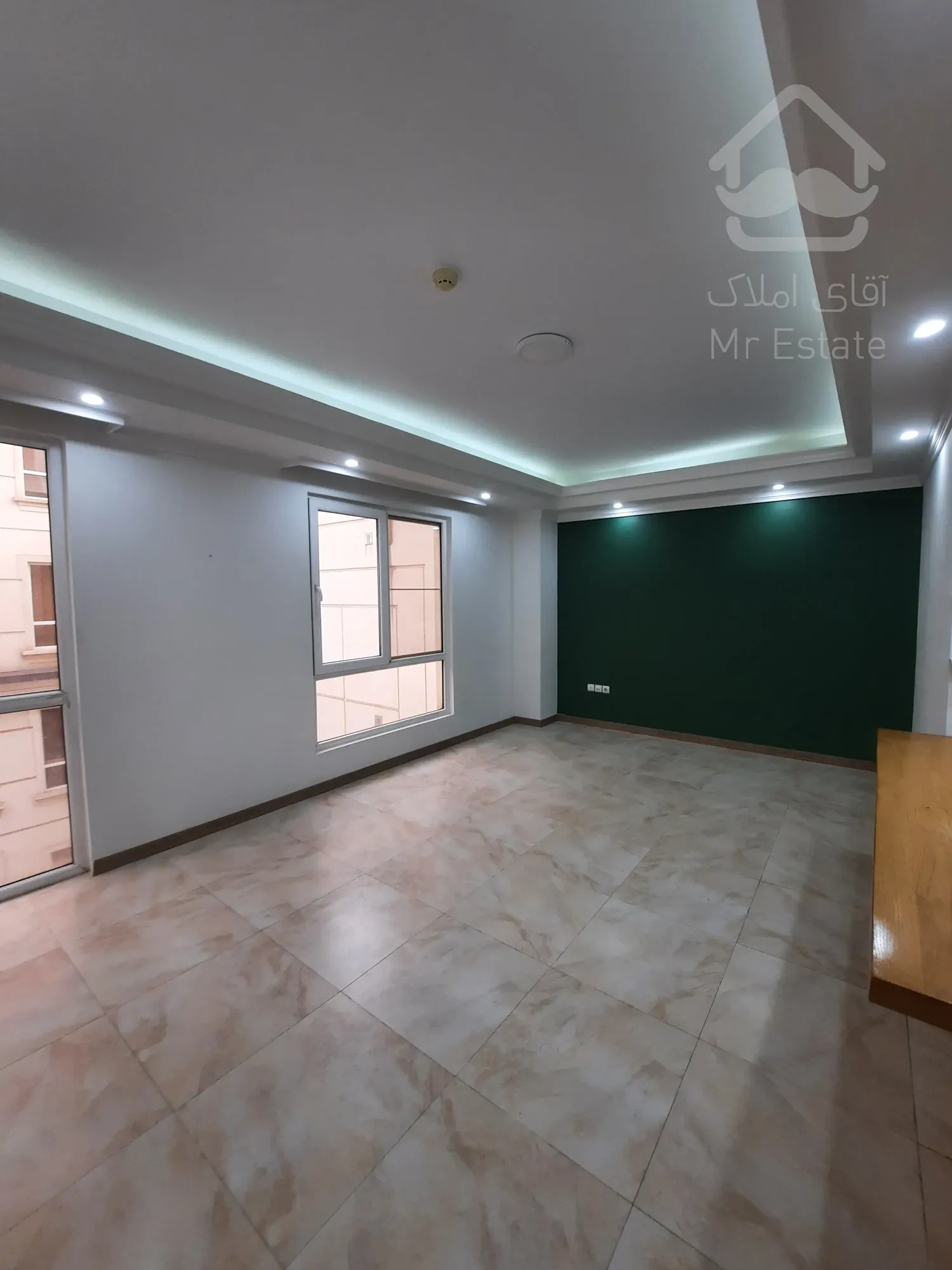 آپارتمان ۶۵ متری تکخواب استخردار فردوس شرق