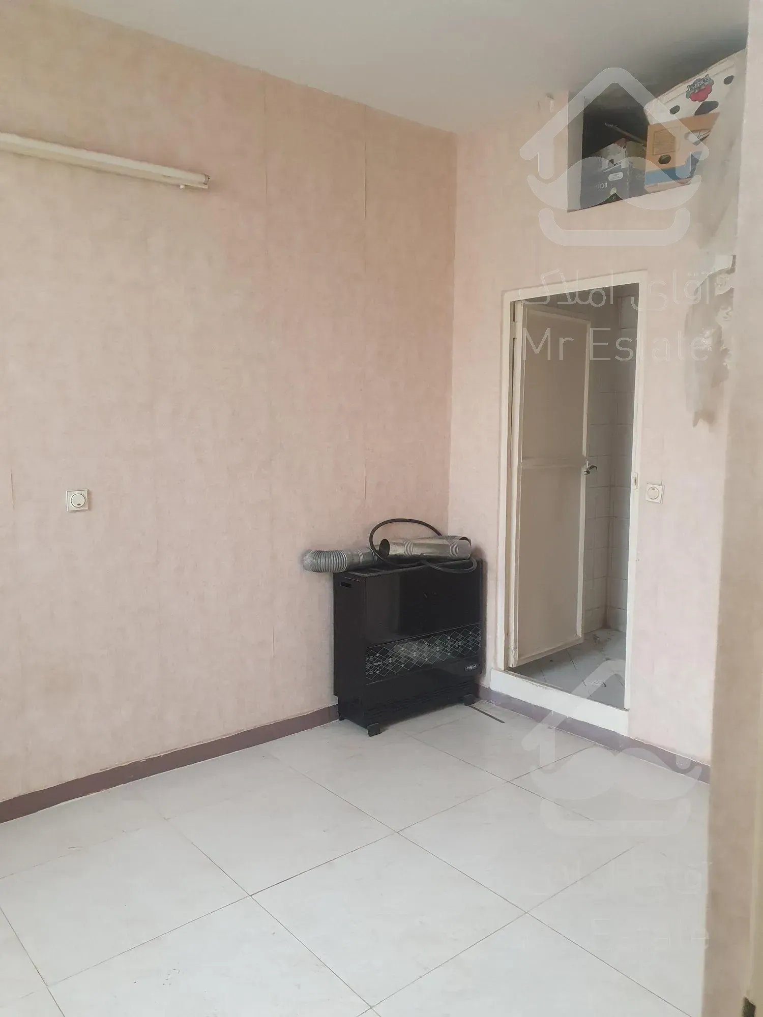 ۱۱۰ متر آپارتمان مسکونی شهرک راه آهن یاس