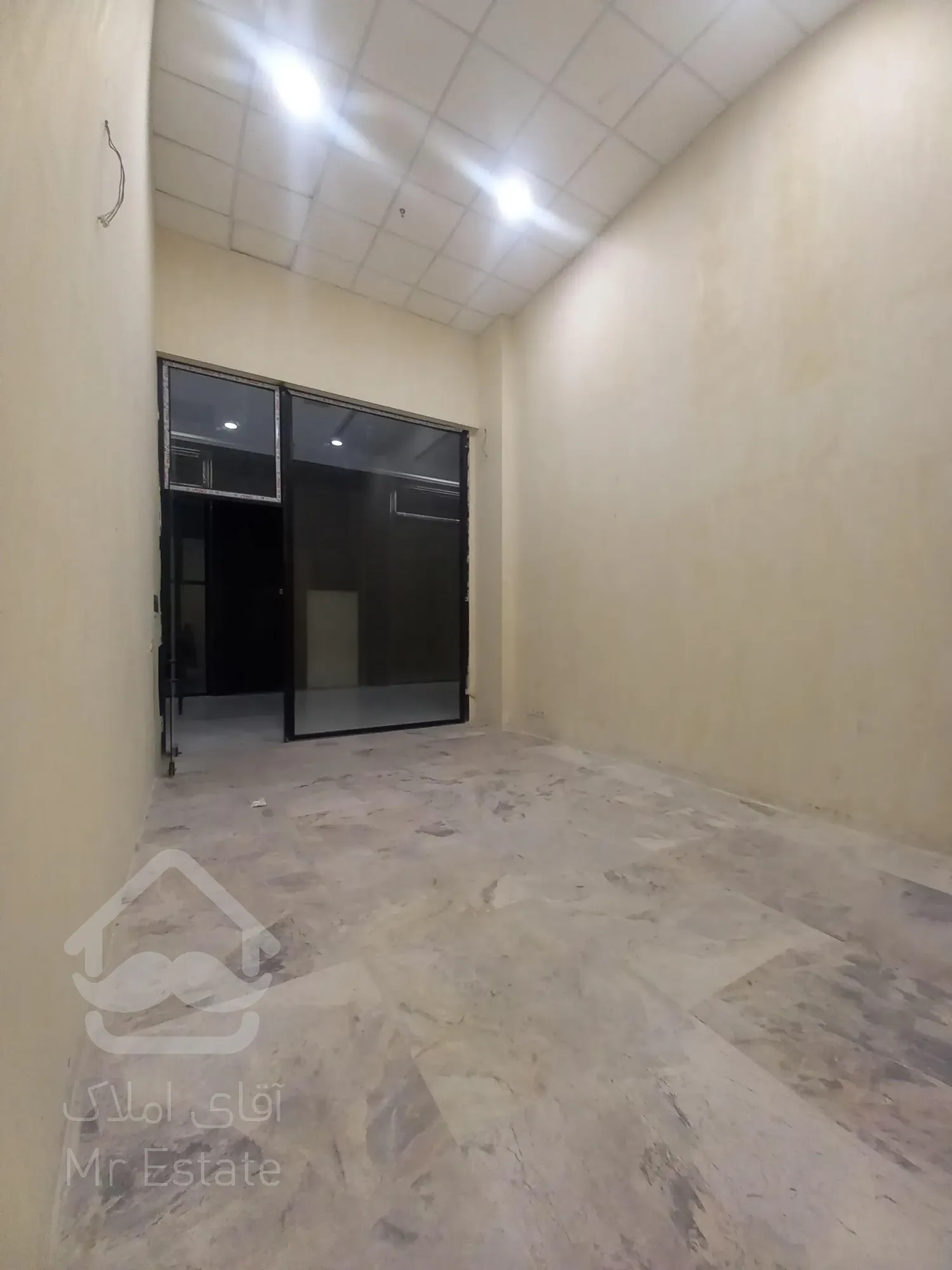 فروش مغازه 36 متر در رونیکا مال هروی تاپ لوکیشن بر مترو