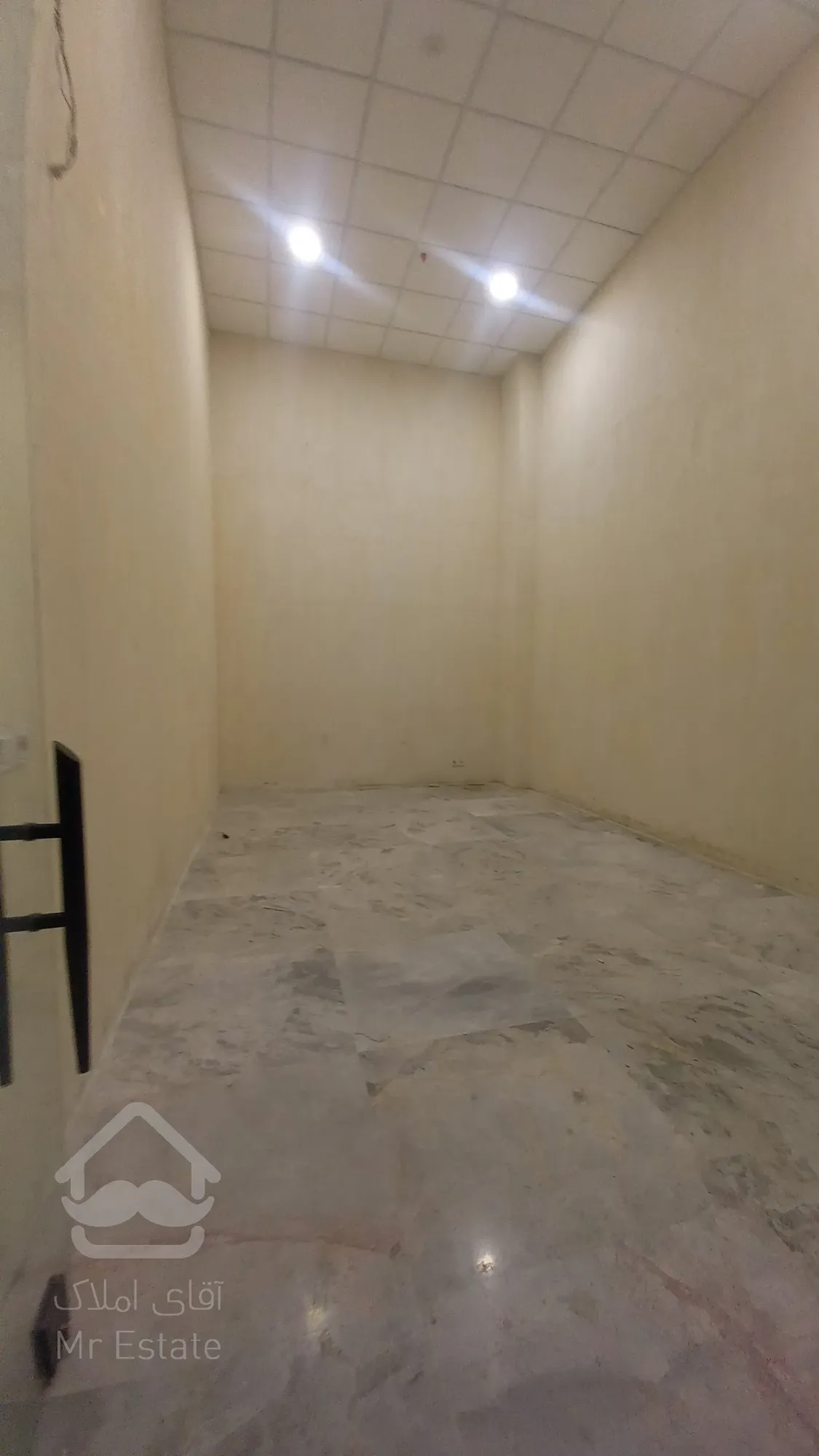 اجاره مغازه 25 متری در مرکز خرید رونیکا مال هروی