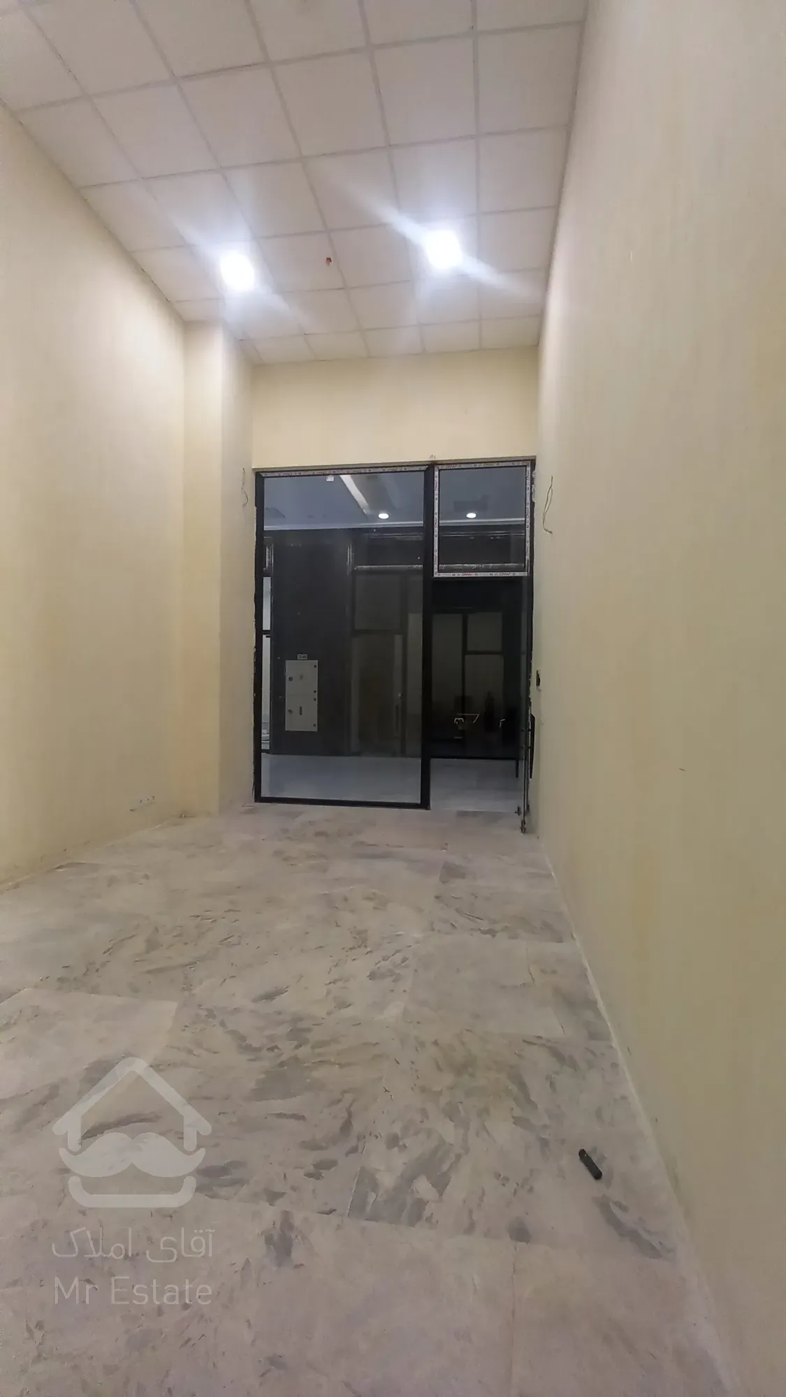 خرید یک باب مغازه 20 متری در رونیکا مال هروی