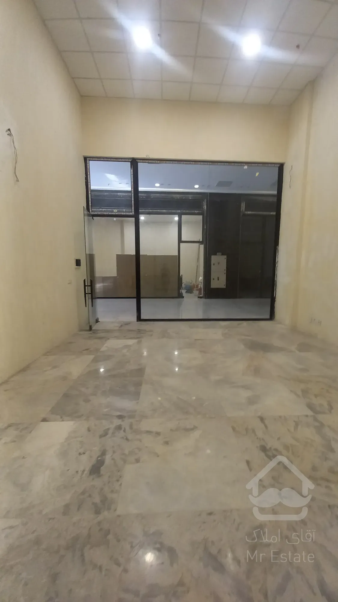 فروش مغازه 23 متر در رونیکا مال پاسداران لاکچری