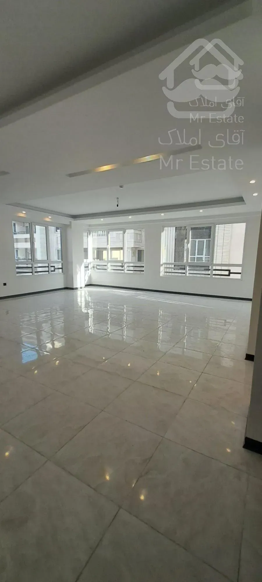 آپارتمان ۱۴۳ متری فول امکانات