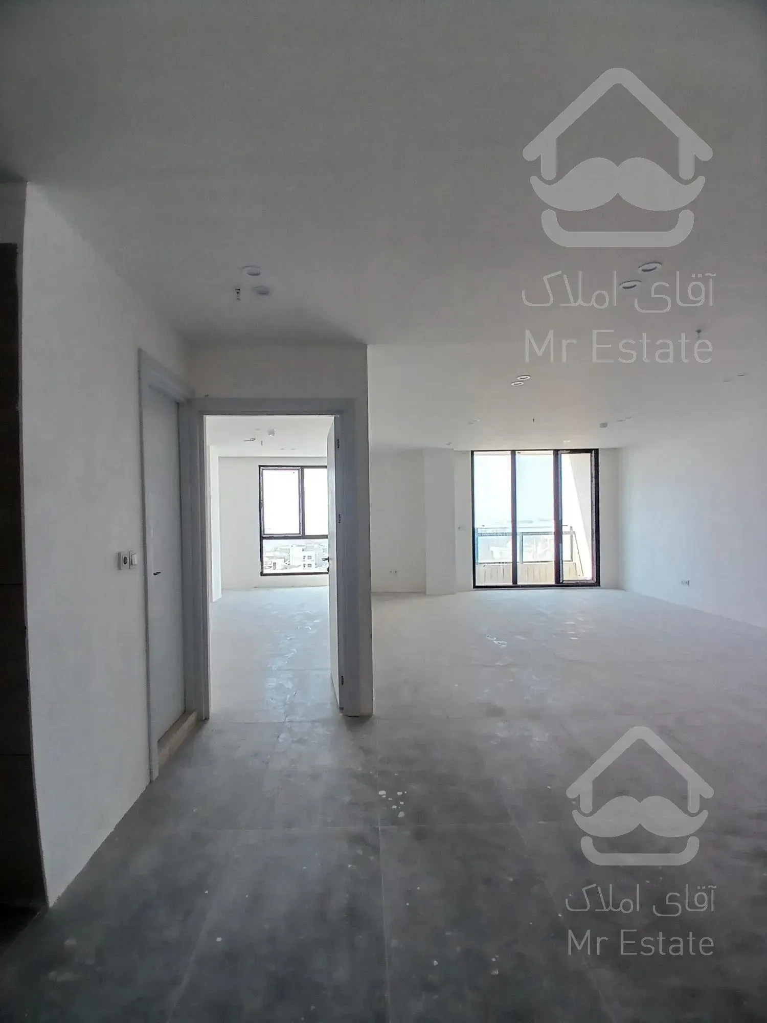 فروش واحد اداری ۹۶ متری جهانبار