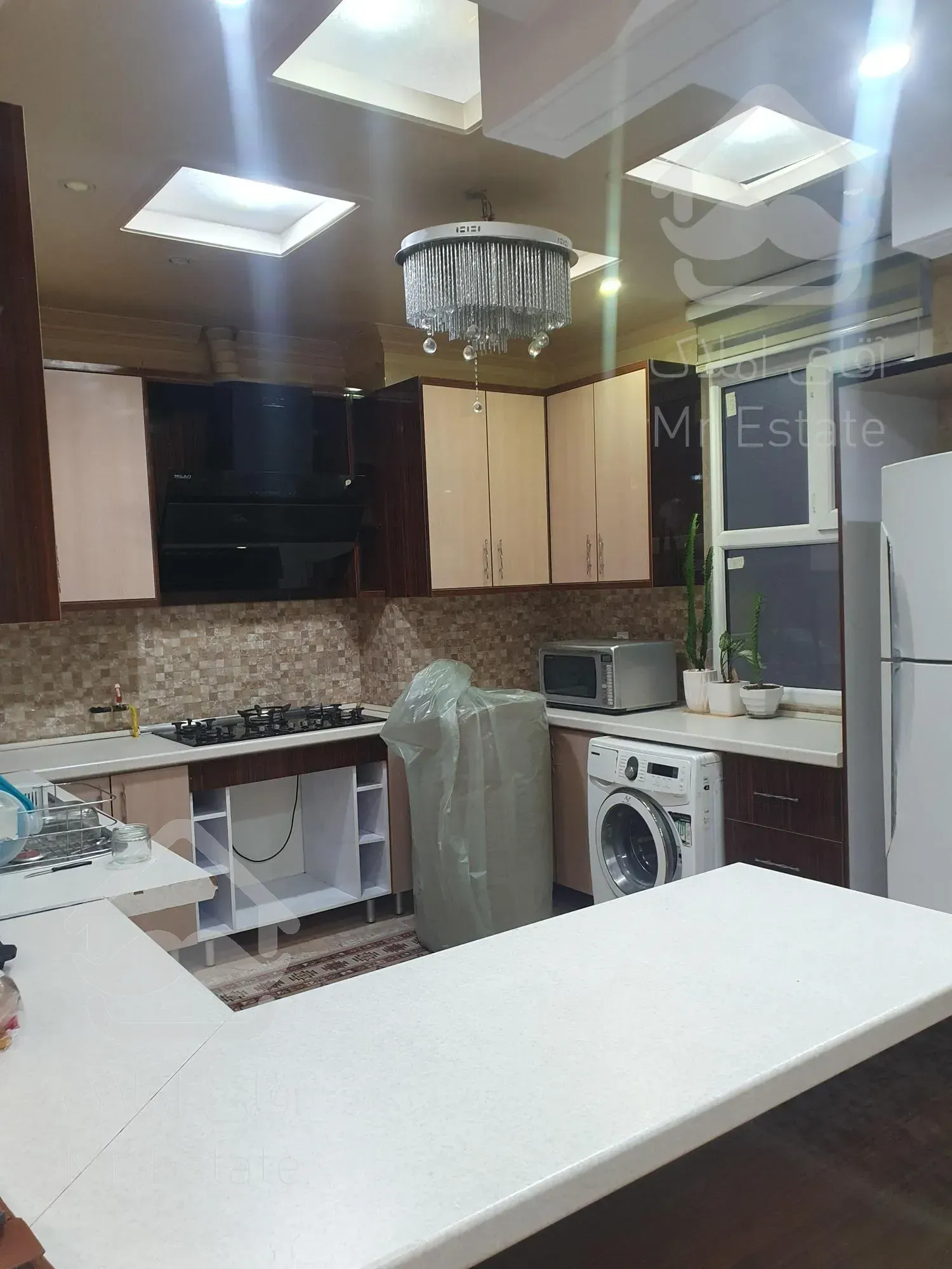 اجاره آپارتمان ۱۴۵ متر سه خوابه شخصی ساز شهرک راه آهن بنفشه