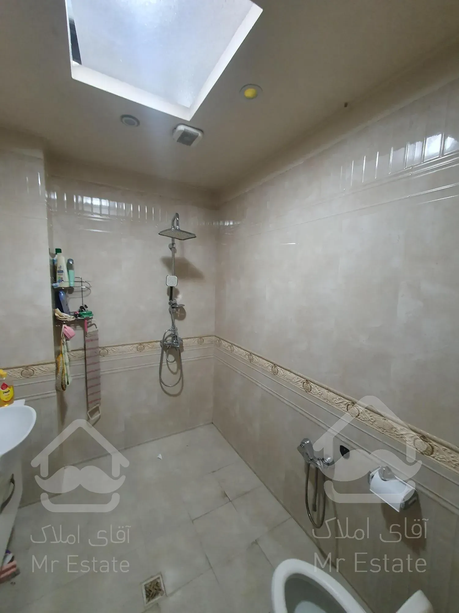 اجاره ۱۴۵ متر آپارتمان سه خوابه شهرک راه آهن بنفشه