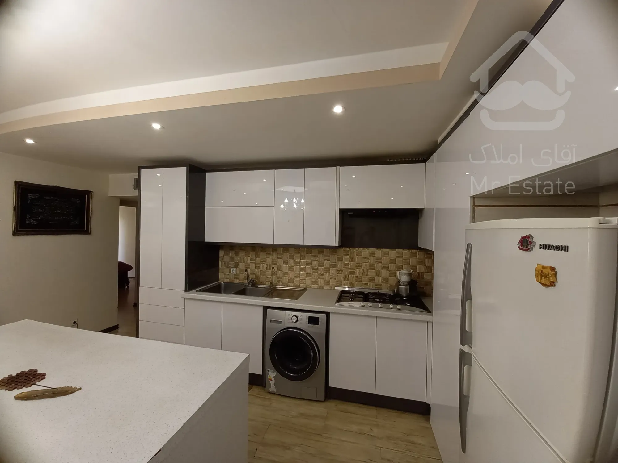 آپارتمان ۱۲۵متری سه خوابه خیابان برخورداری