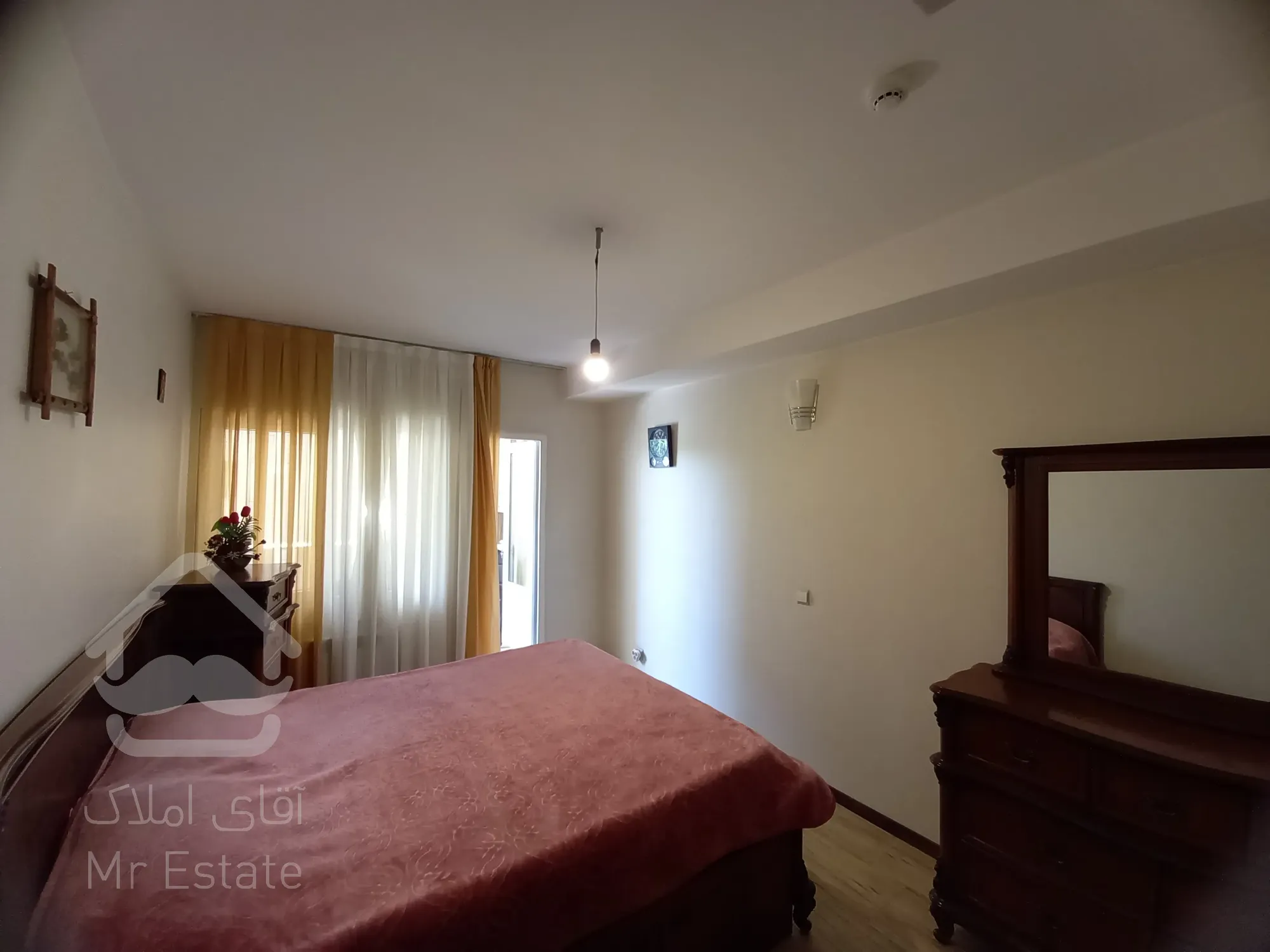 آپارتمان ۱۲۵متری سه خوابه خیابان برخورداری