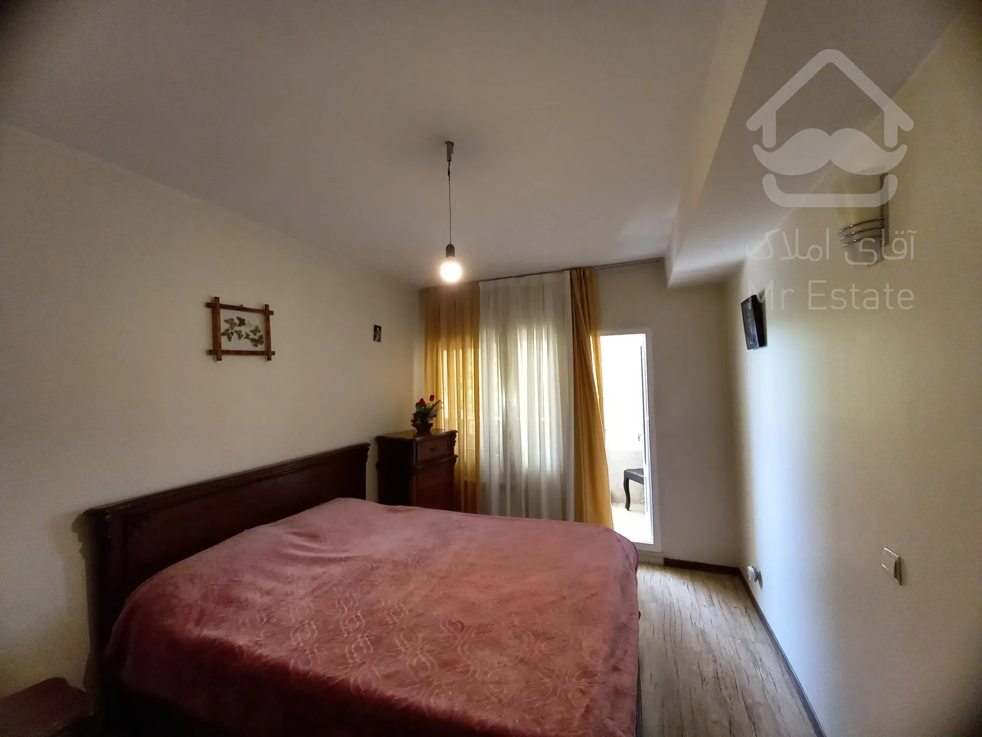 آپارتمان ۱۲۵متری سه خوابه خیابان برخورداری