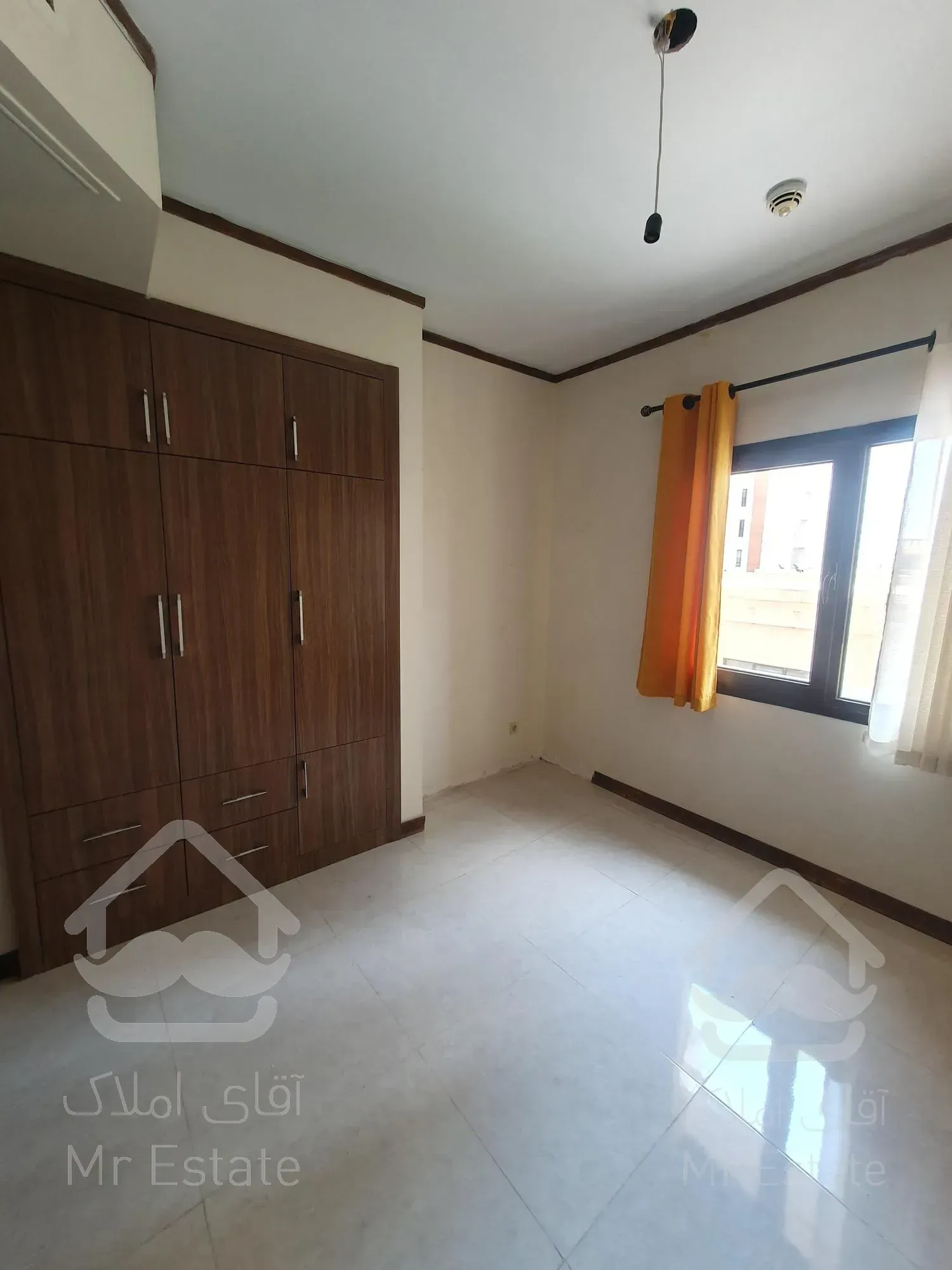 اجاره آپارتمان ۱۴۰ متر یه خوابه برجهای آفتاب ۲۲