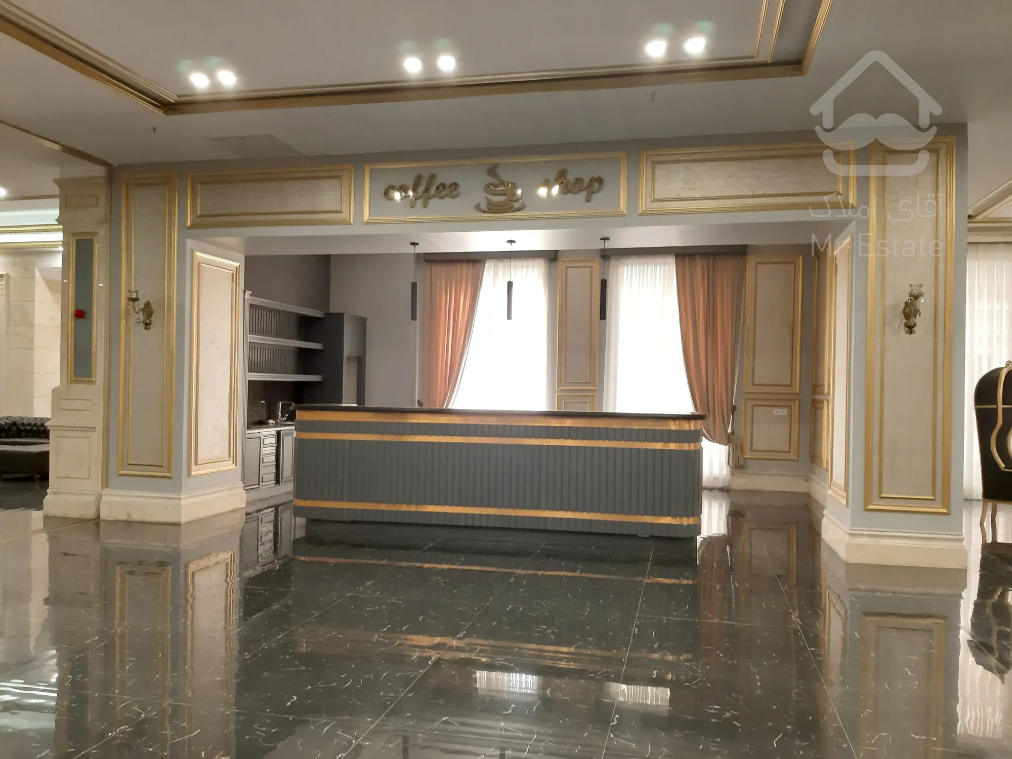 فروش آپارتمان سه خوابه با 60 متر پاسیوی اختصاصی در برج مجلل رونیکاپالاس هروی