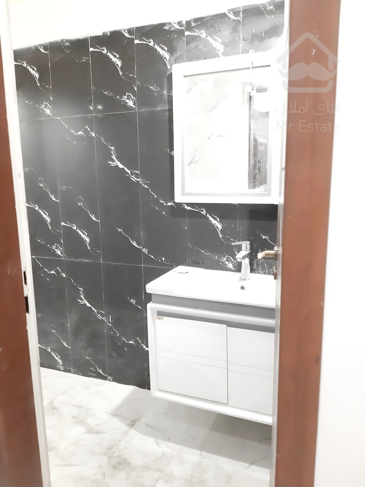 آپارتمان دوخوابه در برجهای فول امکانات رونیکاپالاس مژده