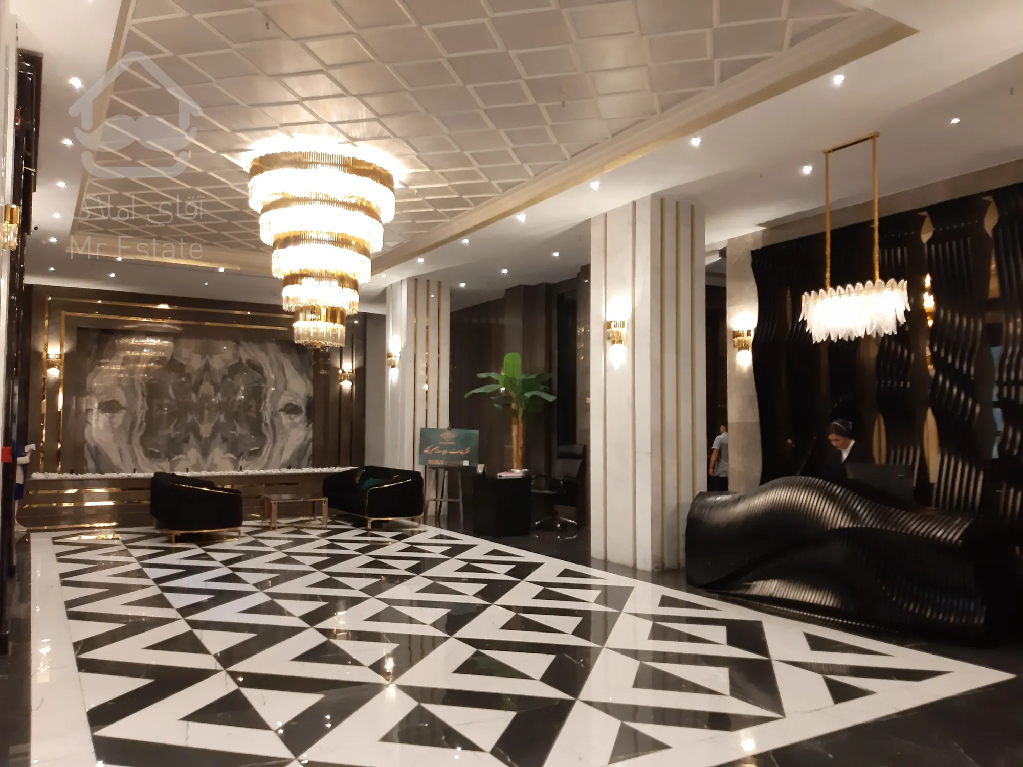 پیش فروش اقساطی آپارتمان 125 متری دوخوابه در برج رونیکاپالاس دردشت