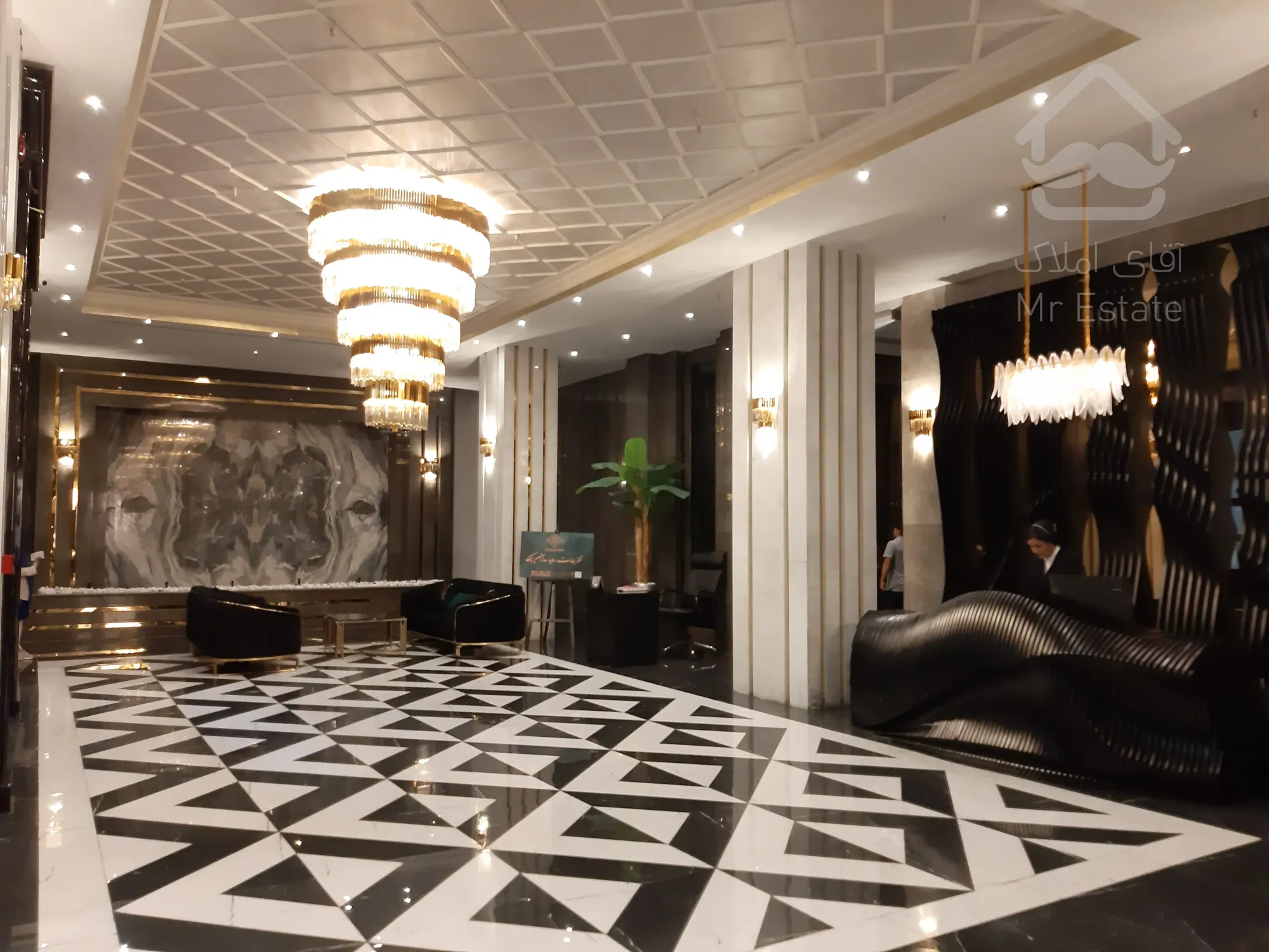 پیش فروش اقساطی آپارتمان 125 متری دوخوابه در برج رونیکاپالاس دردشت