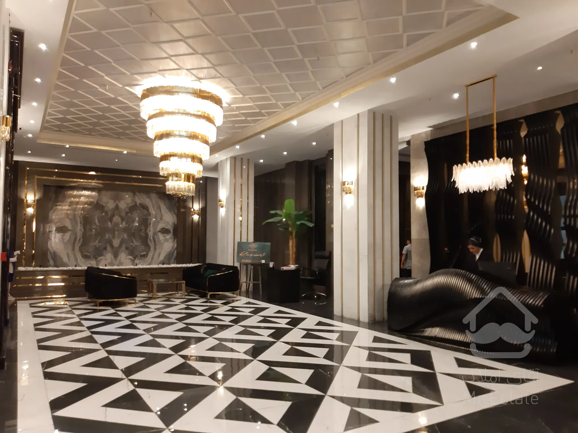 پیش فروش اقساطی برج های لوکس و مجلل رونیکاپالاس دردشت