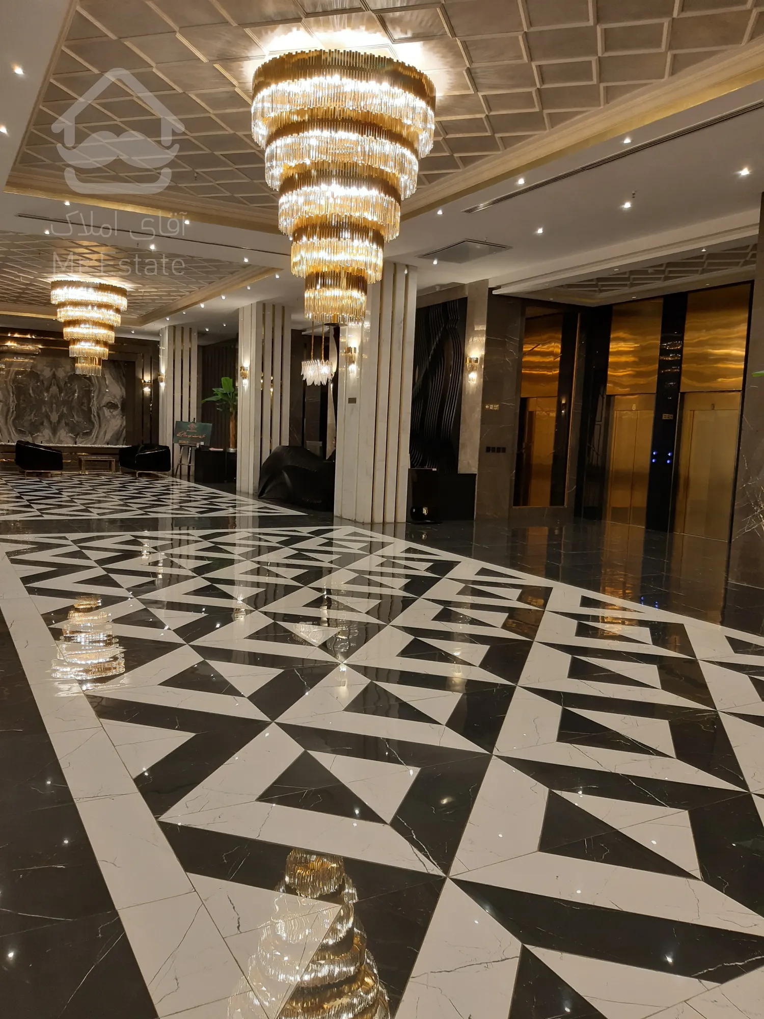 پیش فروش اقساطی 40 ماهه در برج های رونیکاپالاس دردشت