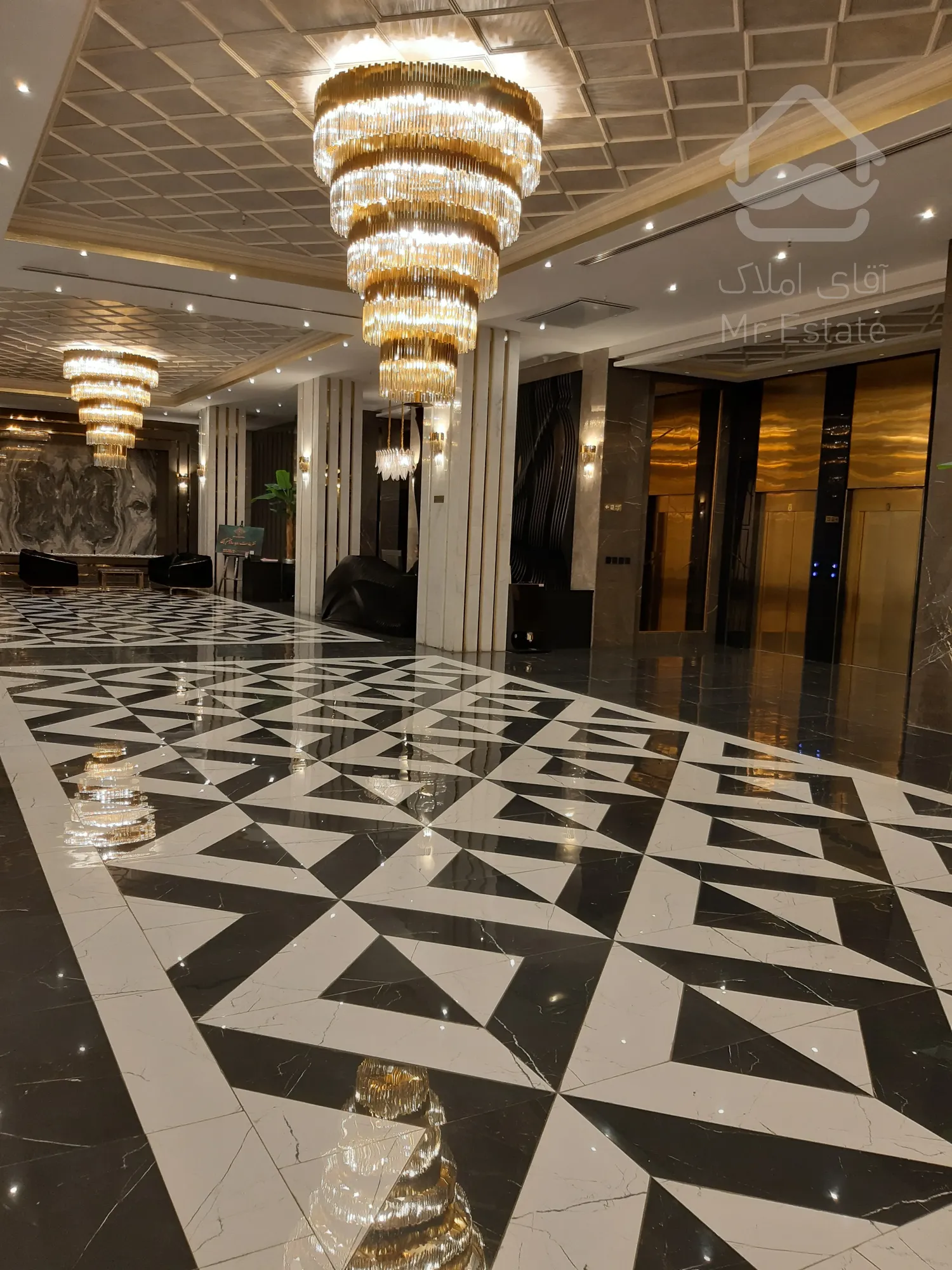 خوش نقشه و نورگیر عالی / 90 متری 2 خواب