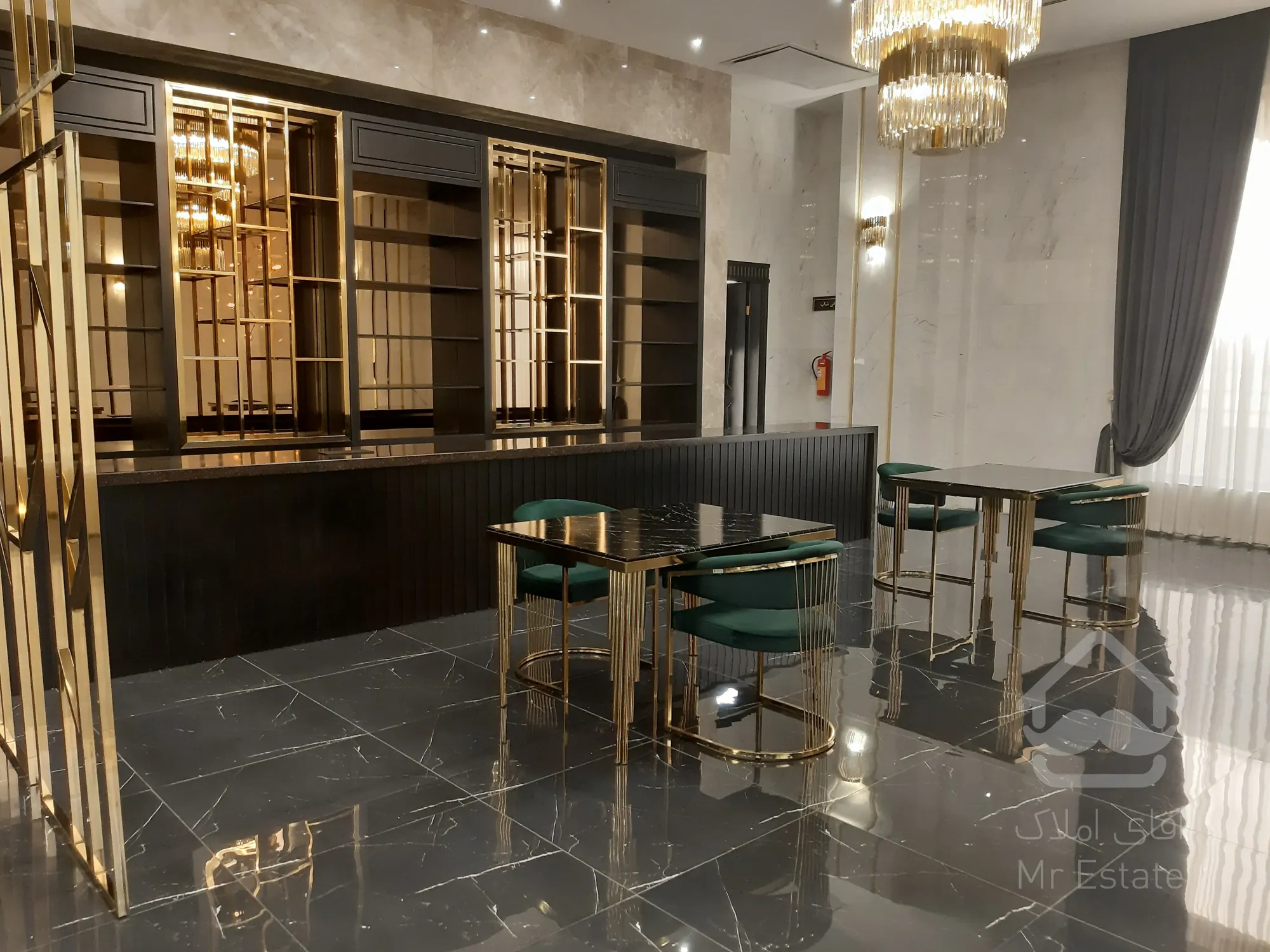 فروش واحد 87 متر شیک رونیکاپالاس نیایش در غرب