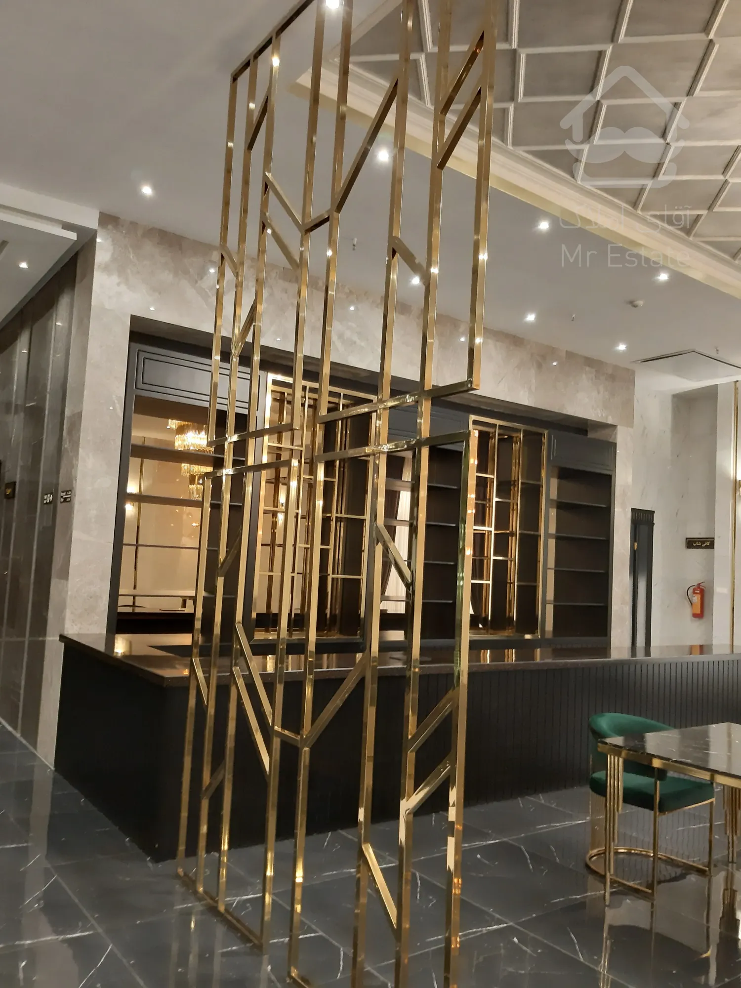 پیش فروش آپارتمان سه خوابه لوکس در برج رونیکاپالاس لاله